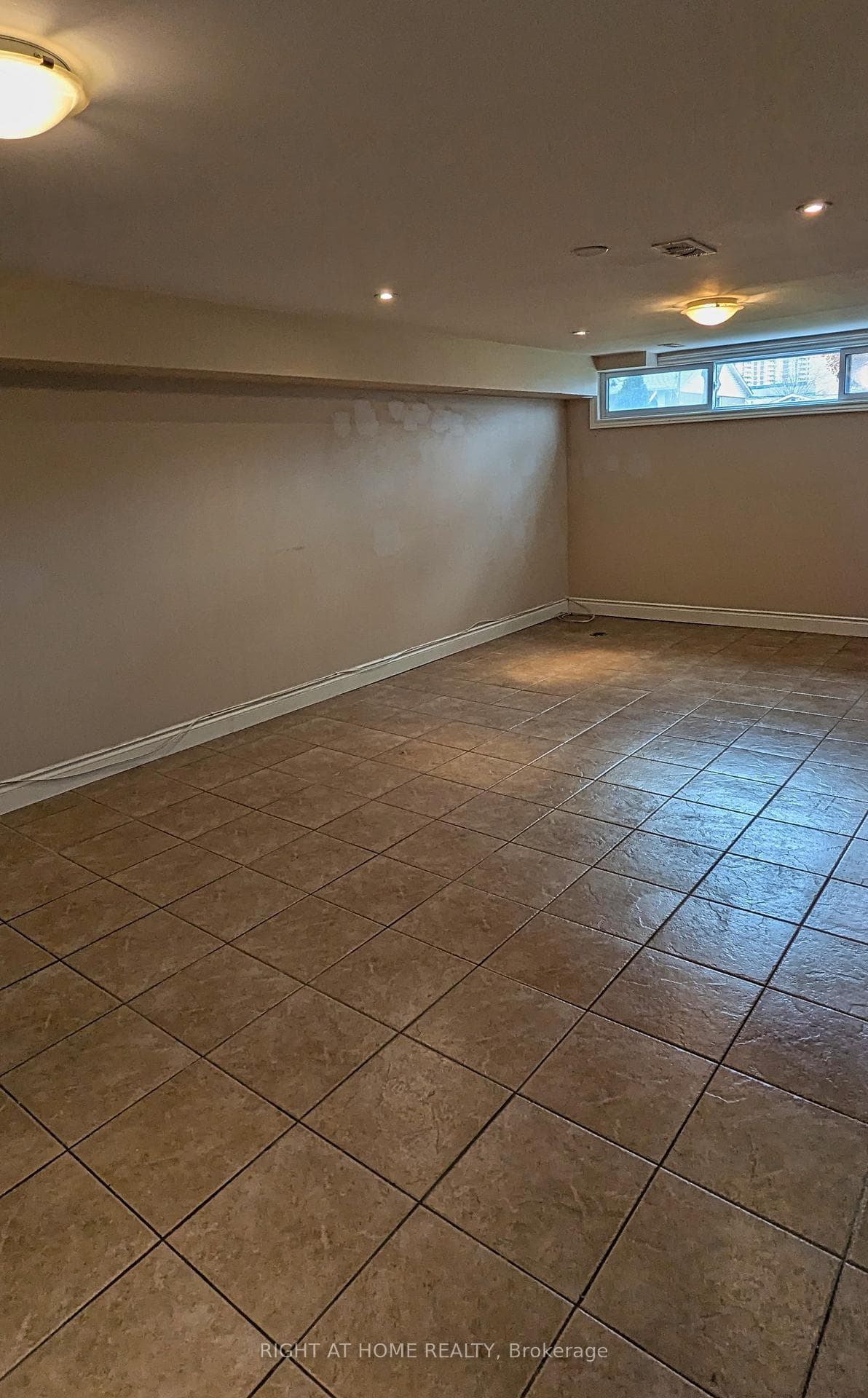 48 Burcher Road Unit Bsmt photo 4