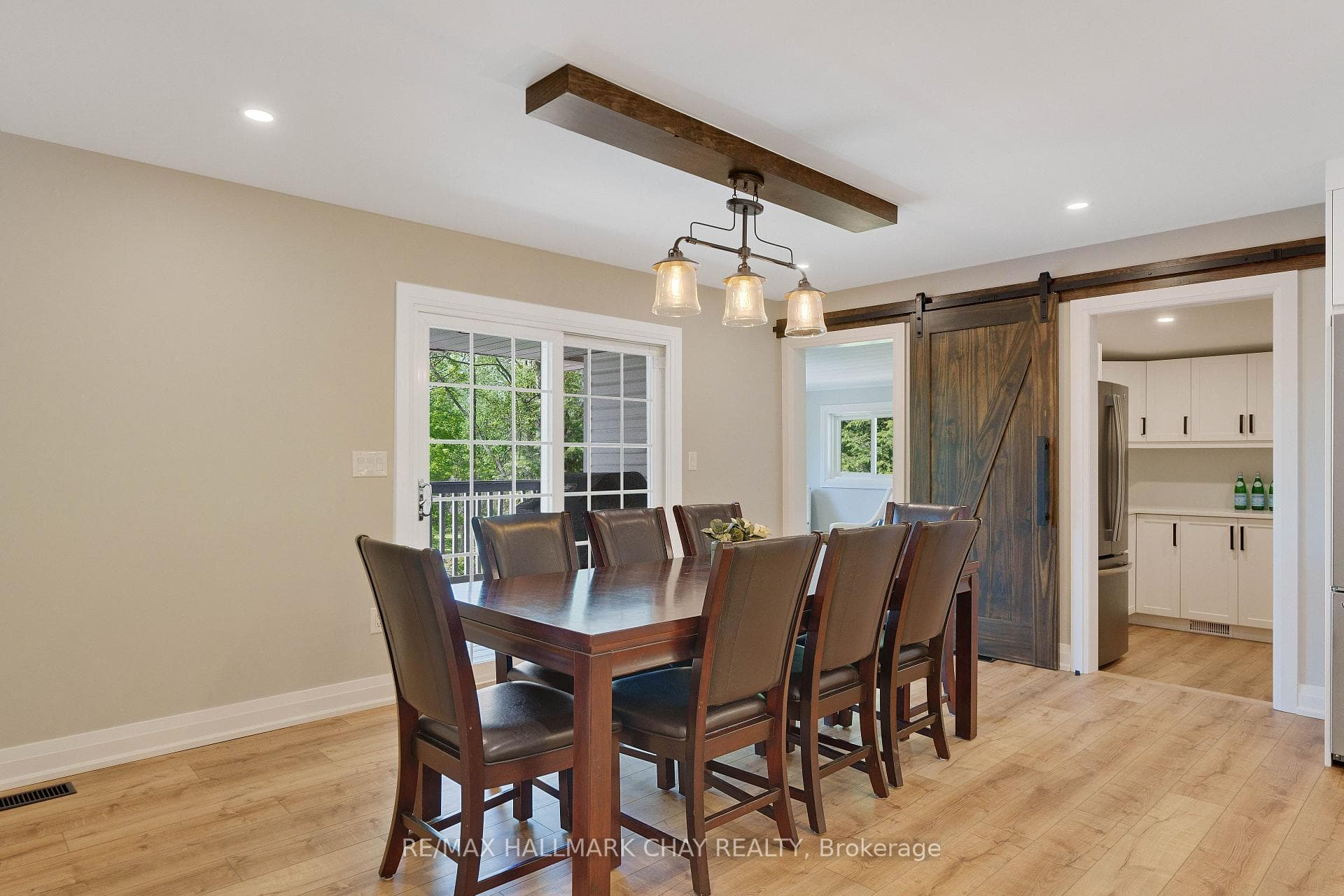 1389 Hendrie Road photo 9