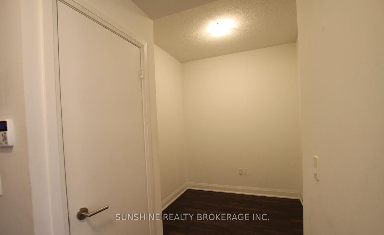 160 Vanderhoof Avenue Unit 1101 photo 11