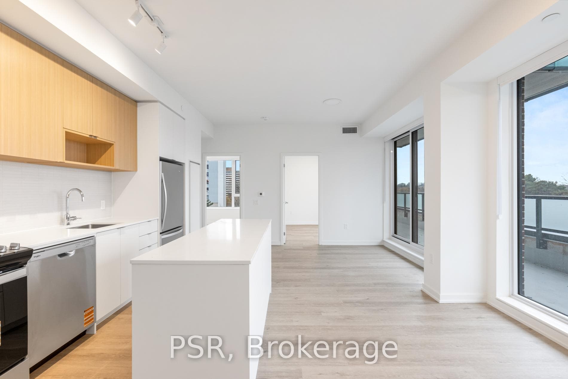 4365 Bloor Street Unit 509 photo 3
