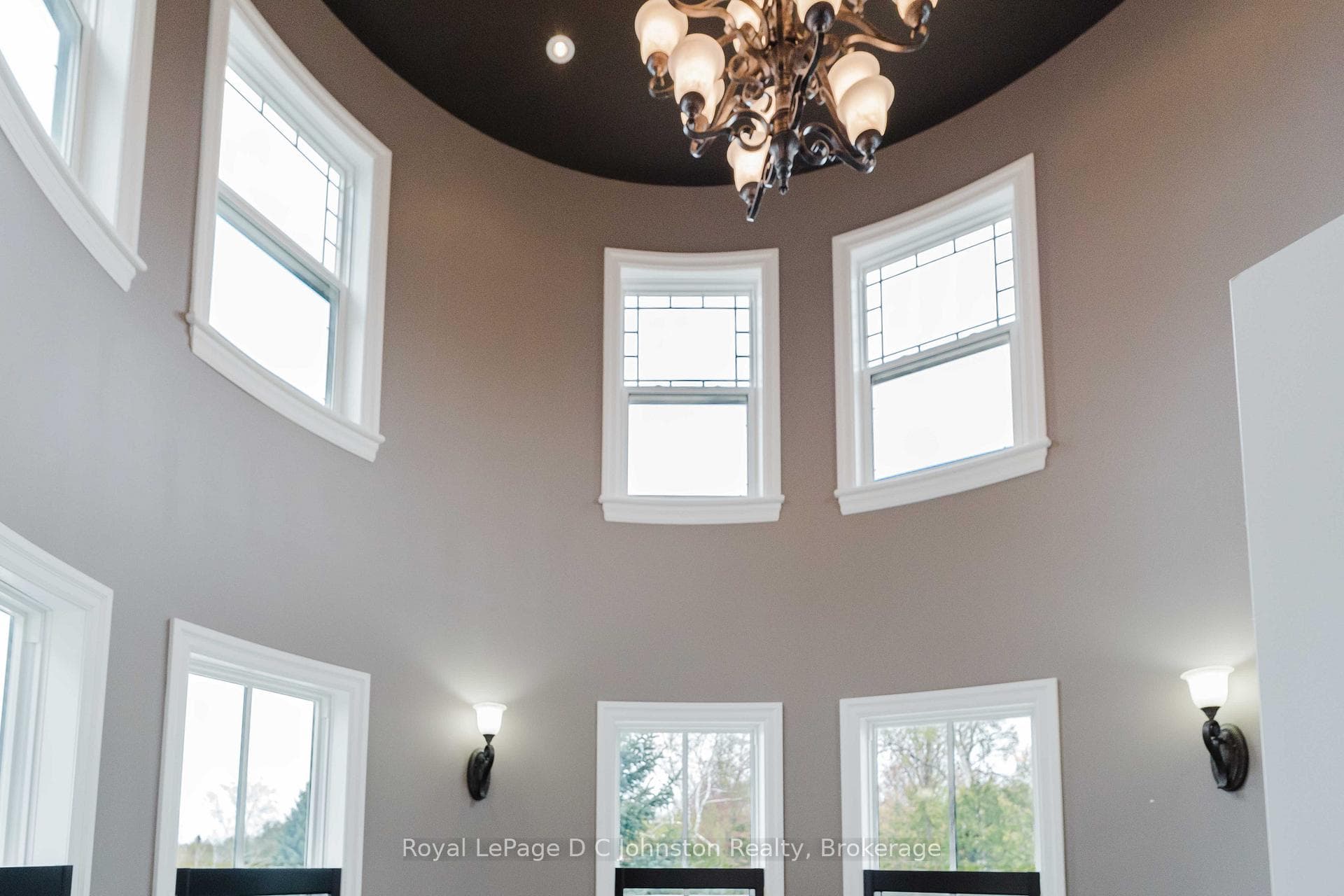 184 Trillium Drive photo 28