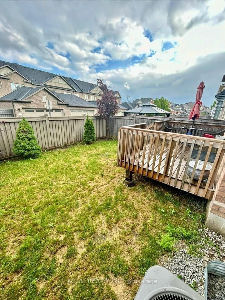 232 Kincardine Street photo 38