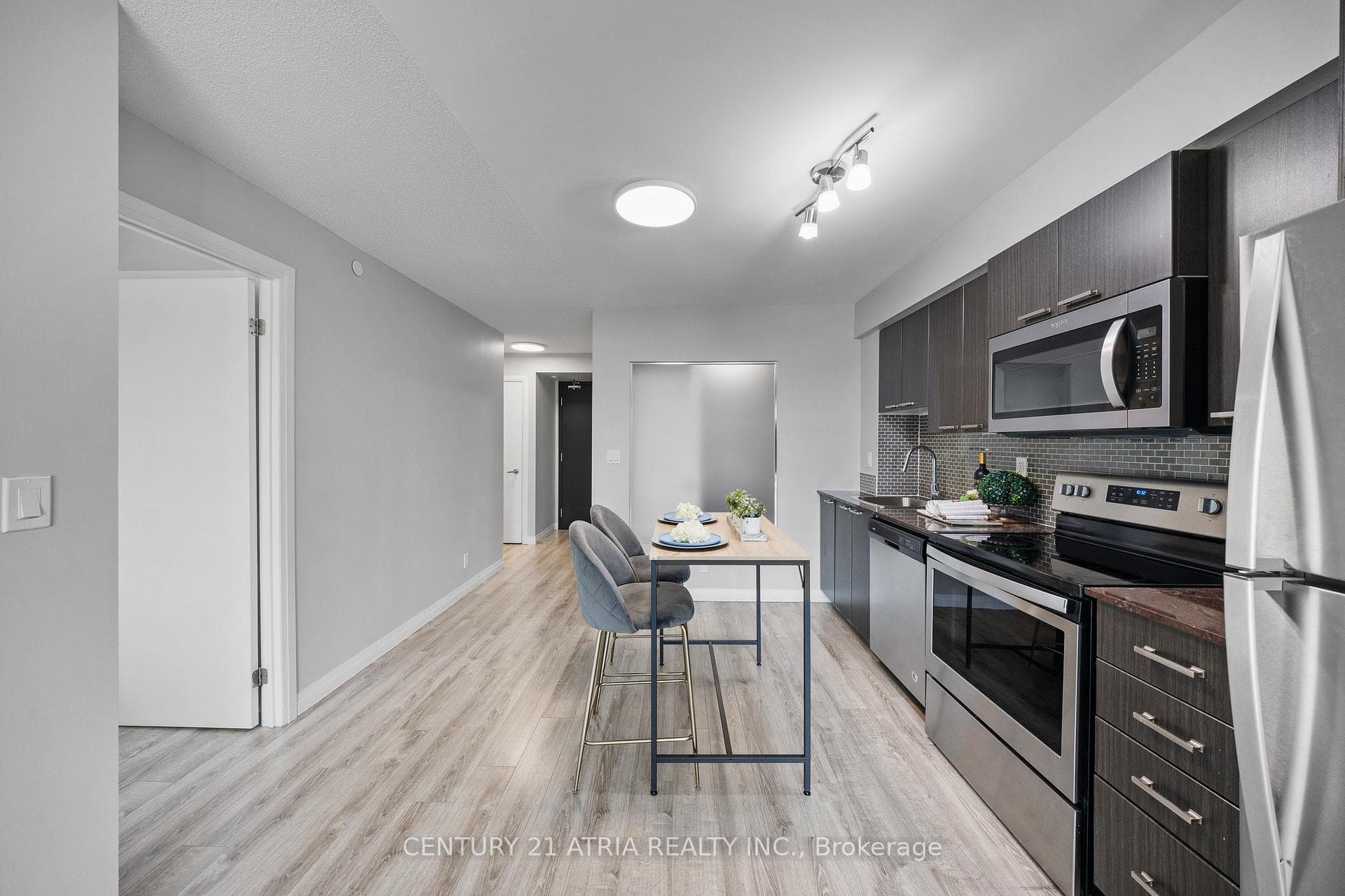 2150 Lawrence Avenue Unit 506 photo 12