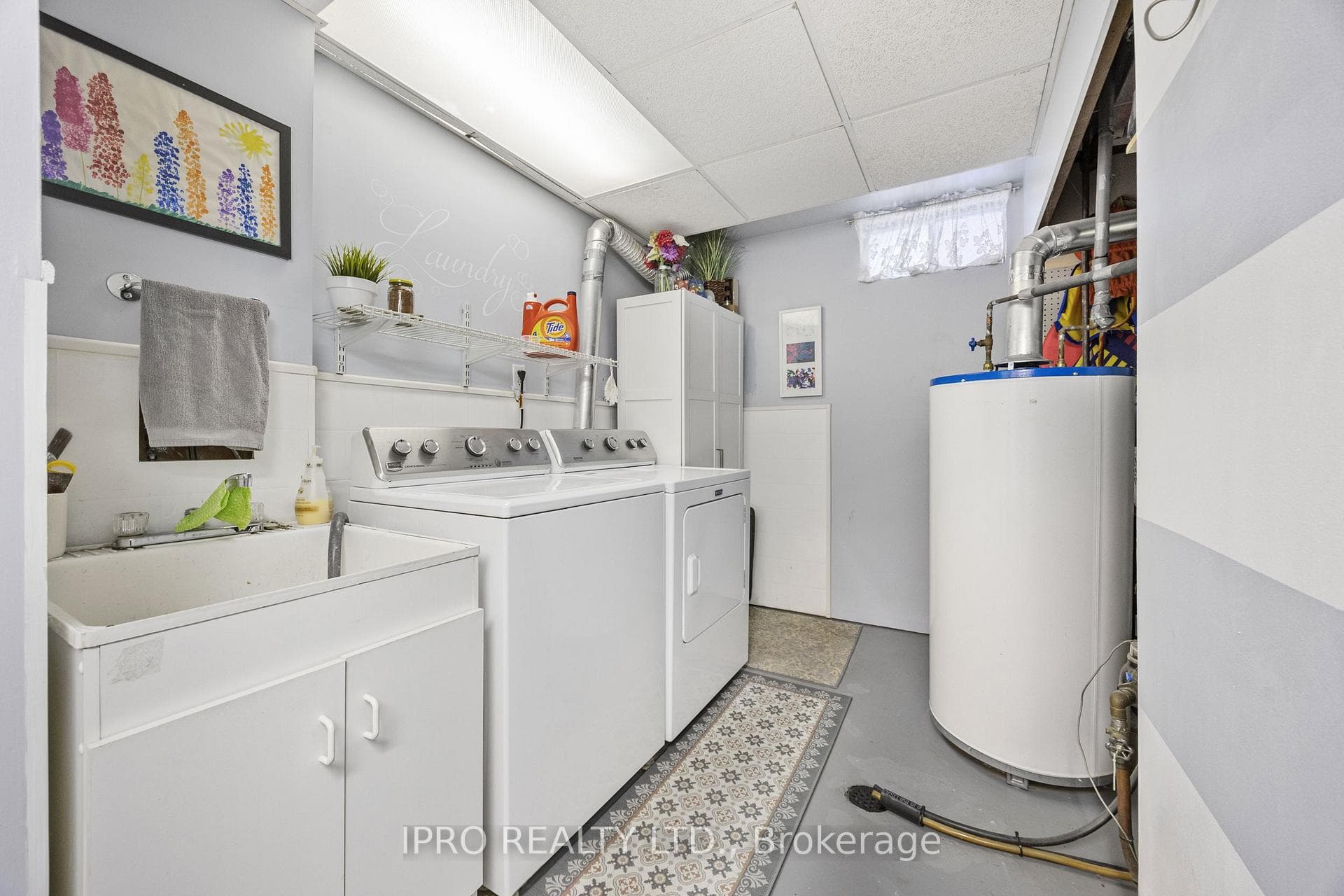 188 Melbourne Drive photo 27