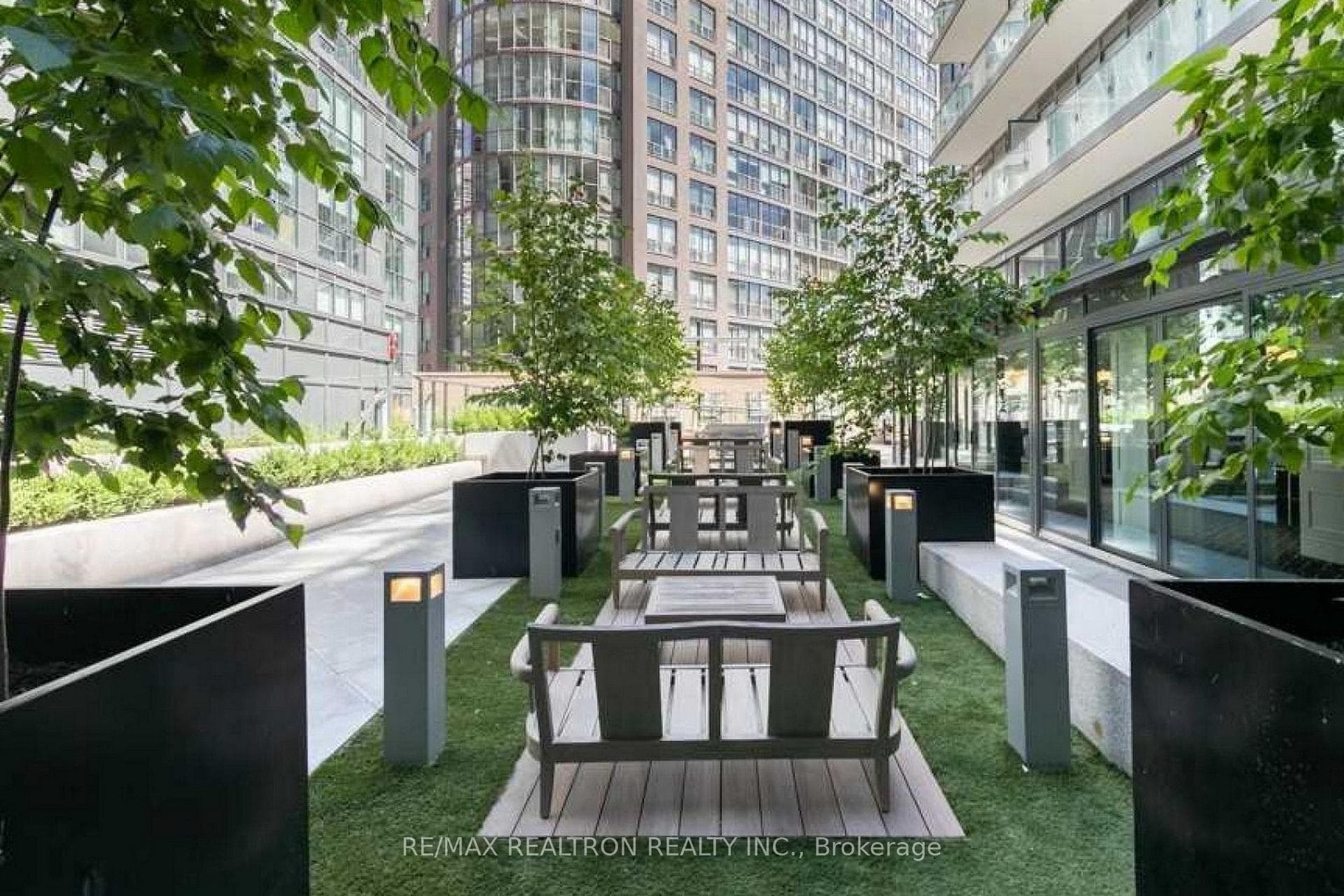 Outdoor Lounge