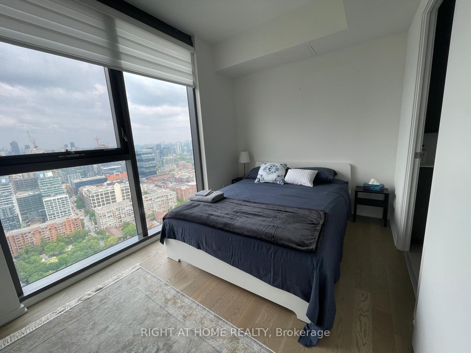 16 Bonnycastle Street Unit 3202 photo 9