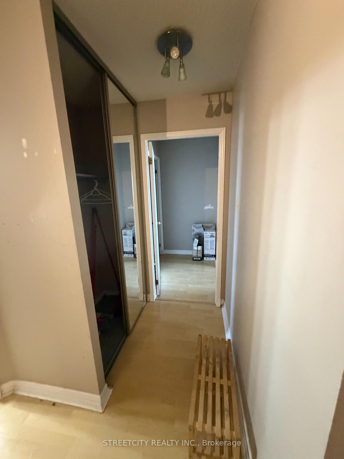 695 Richmond Street Unit 1307 photo 16