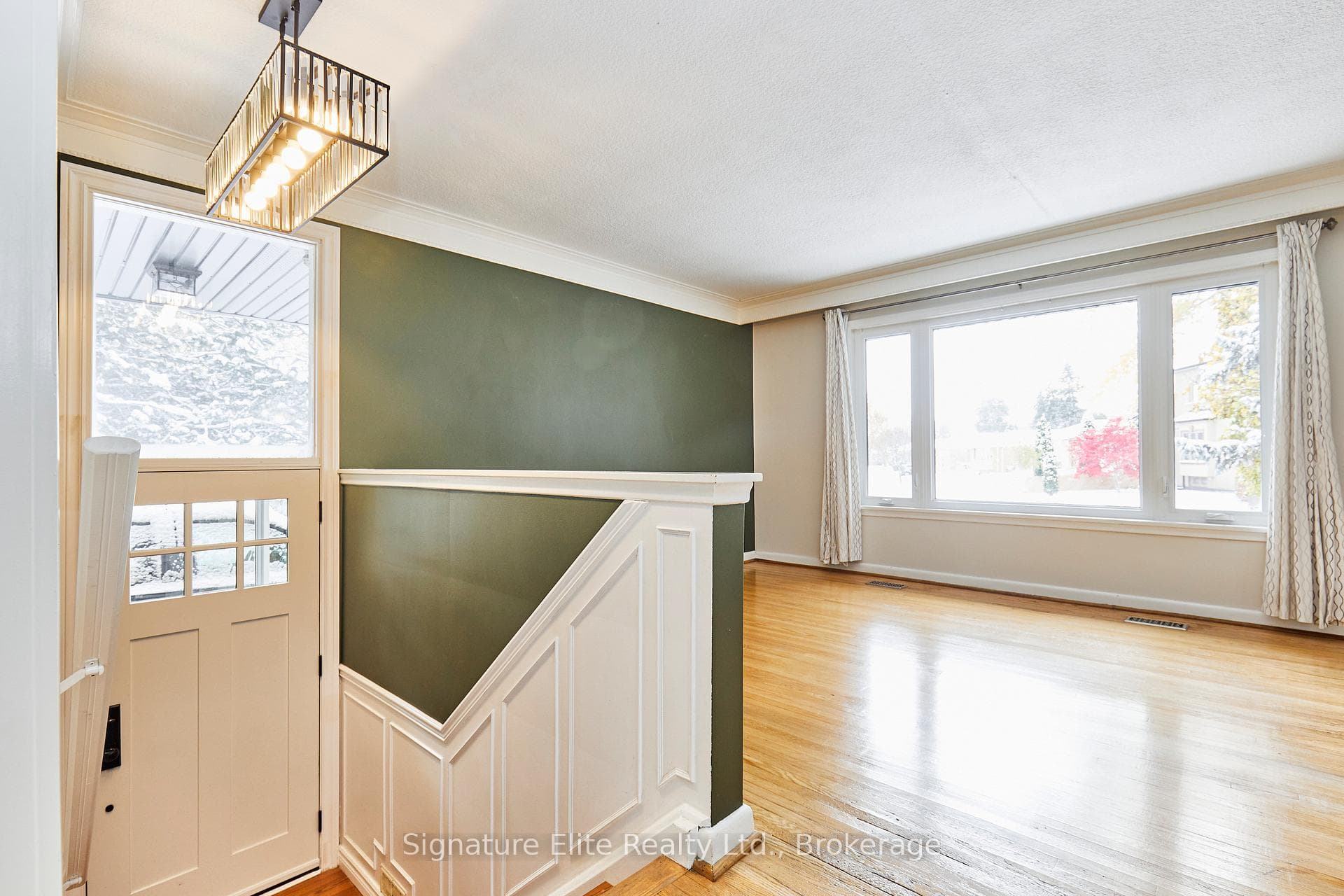 57 Mossbank Drive Unit Main photo 2