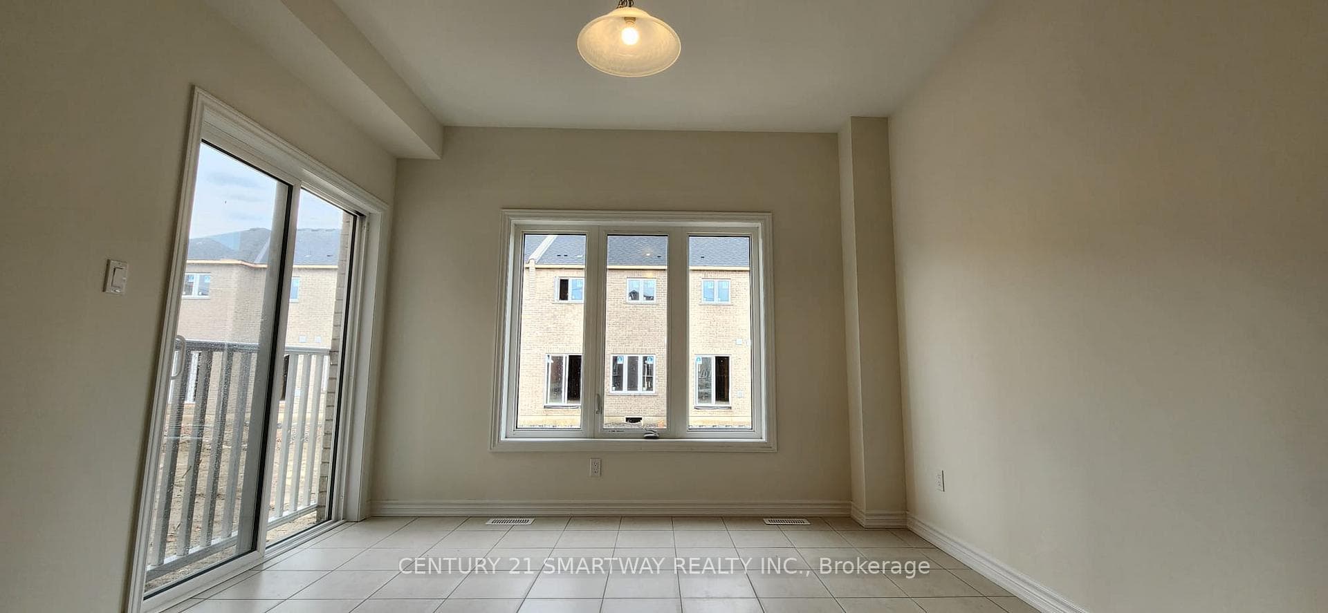 20 Huntsworth Avenue photo 9