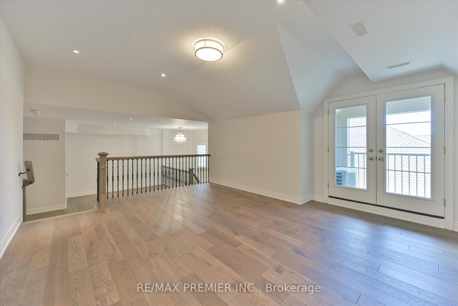 228 Farrell Road photo 35