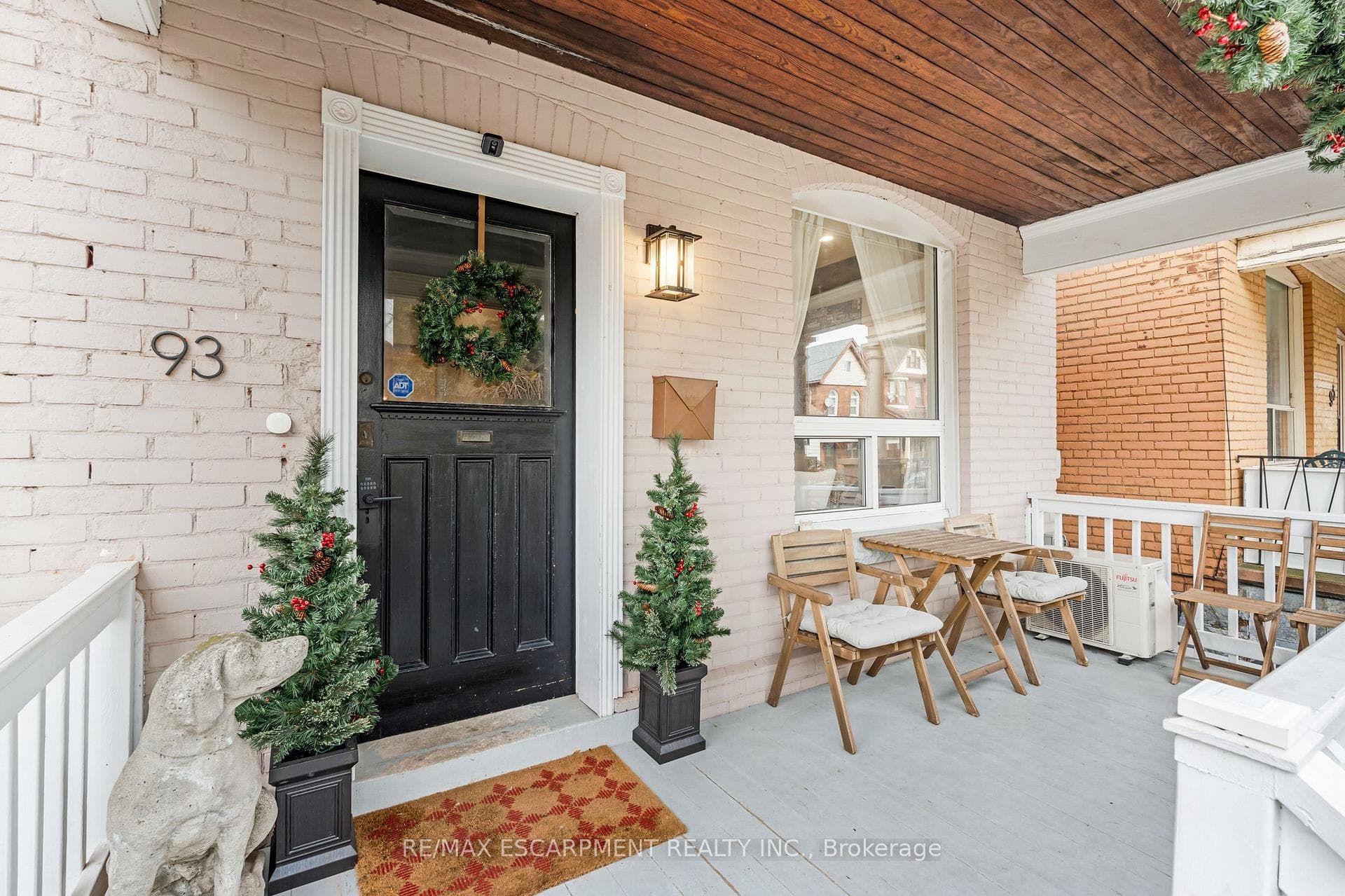 93 Peter Street photo 3