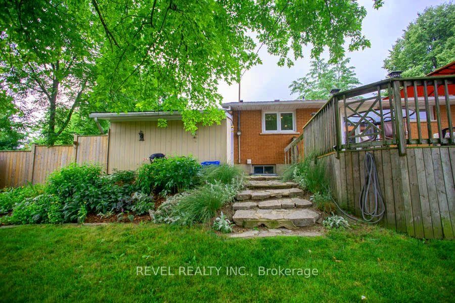 41 Pinehill Drive photo 29