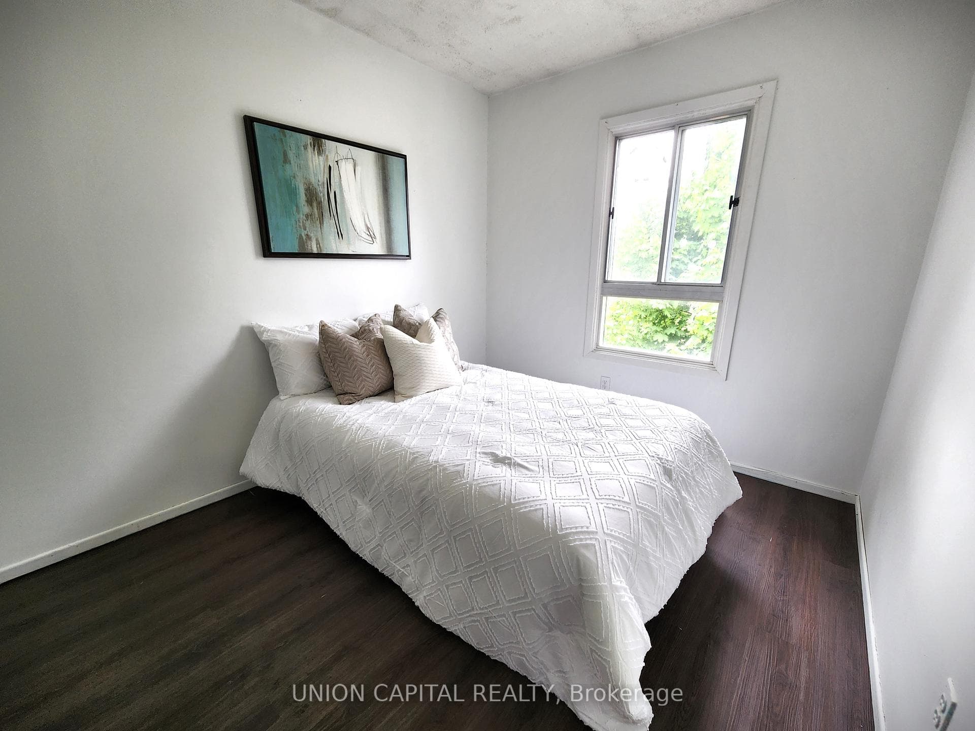 201 Alexmuir Boulevard Unit 80 photo 19