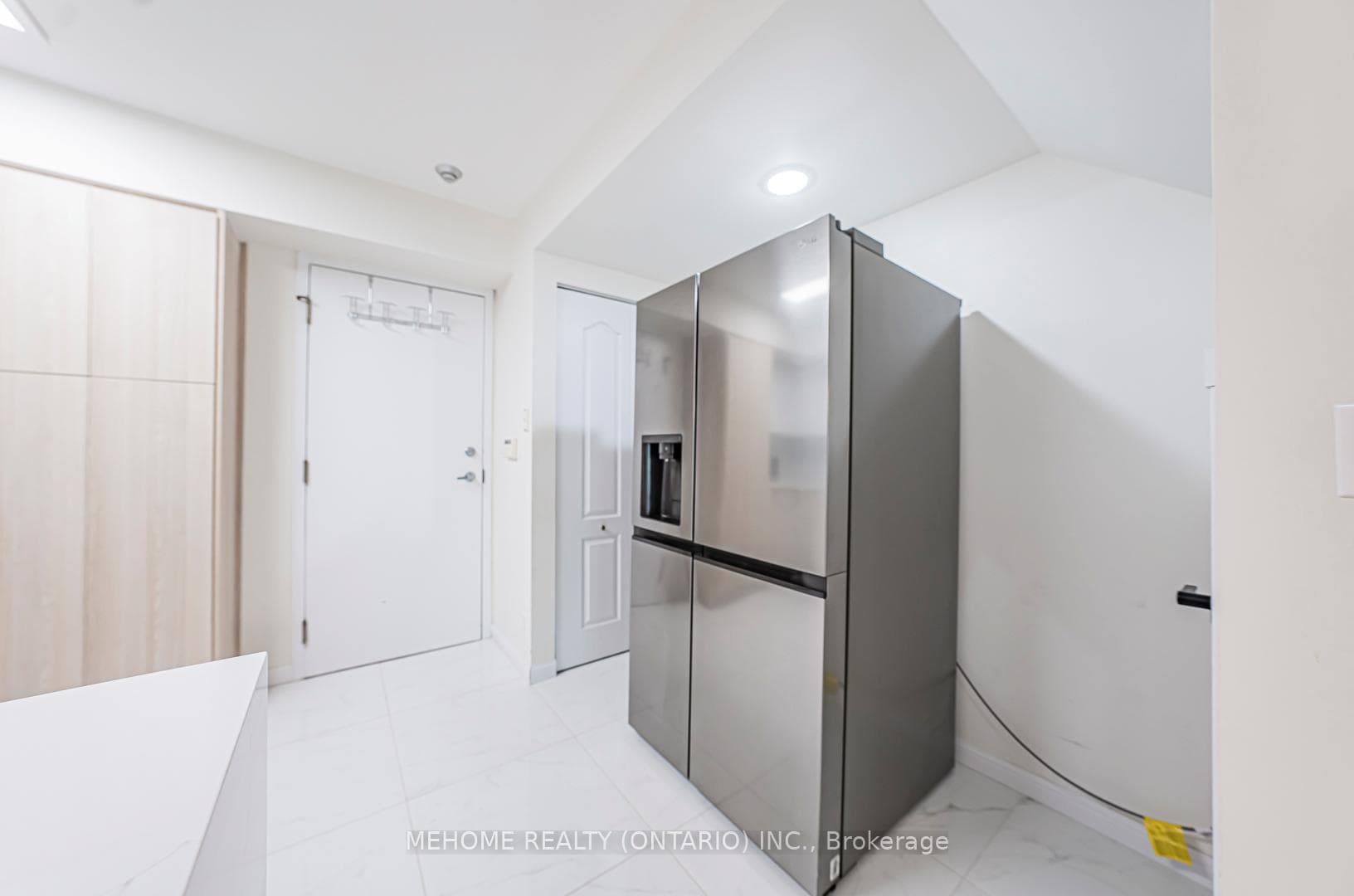28 sommerset Way Unit 1227 photo 7