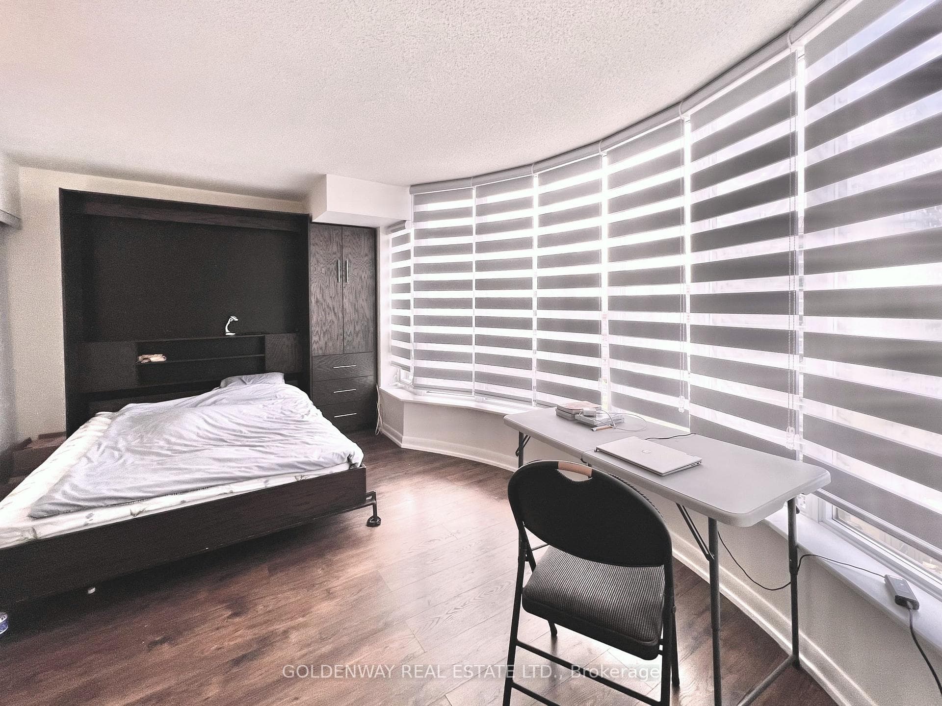 33 Sheppard Avenue Unit 2509 photo 10