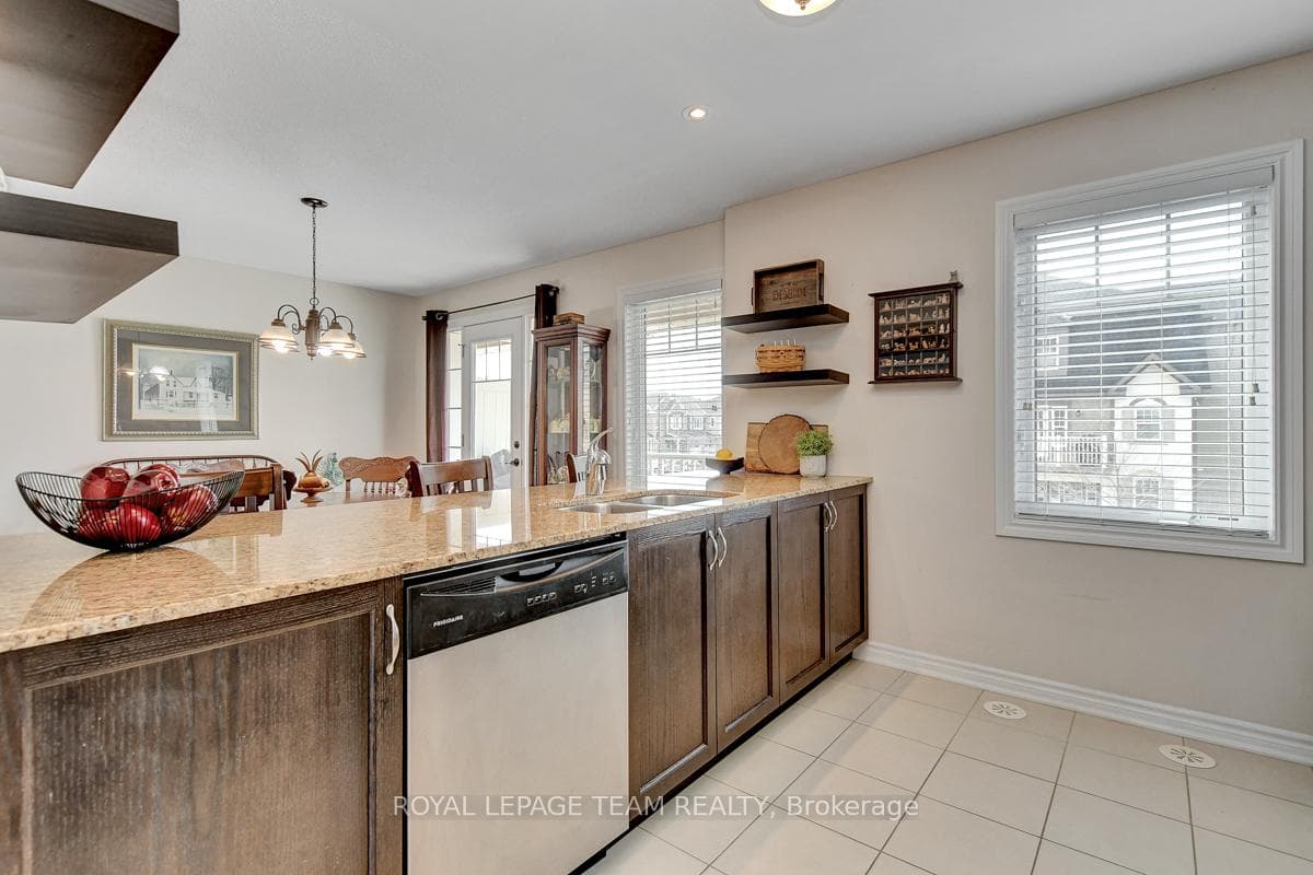 529 SNOW GOOSE Street photo 21
