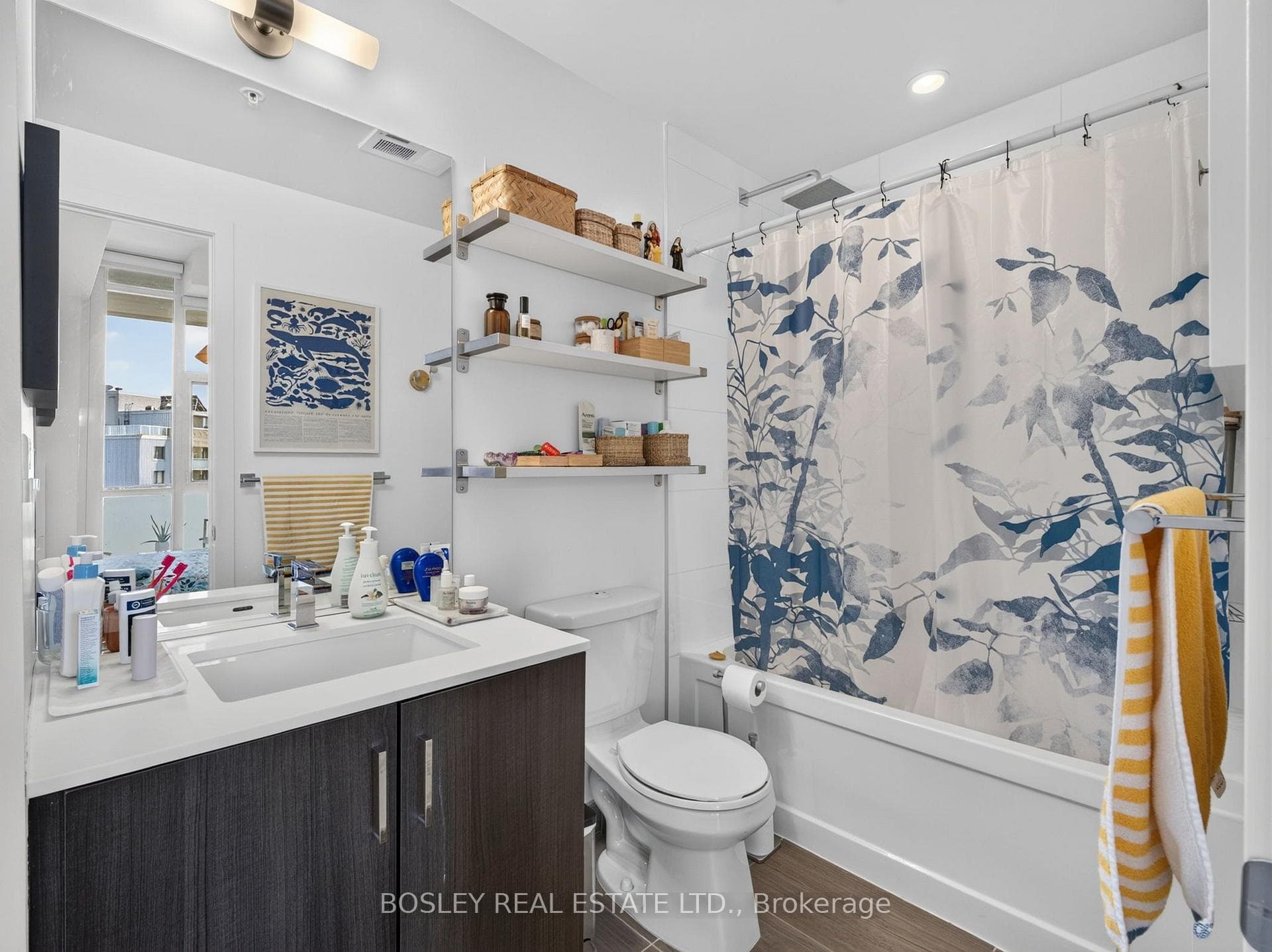 36 Howard Park Avenue Unit 801 photo 12