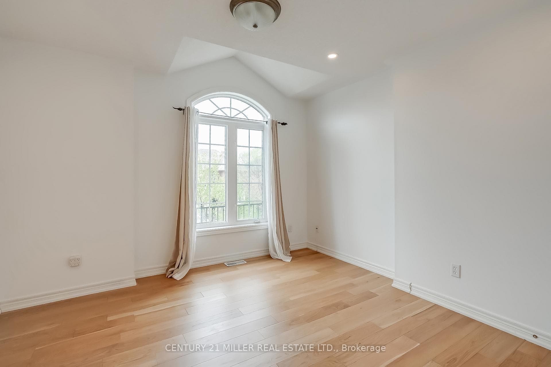 2170 Alderbrook Drive photo 22