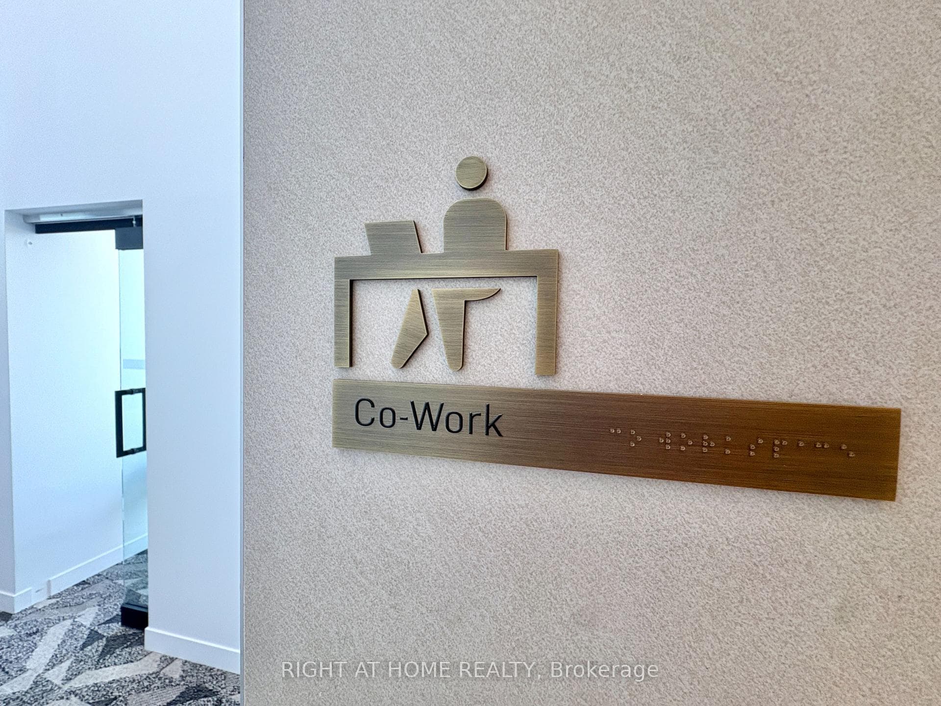 8188 Yonge Street Unit 221 photo 20