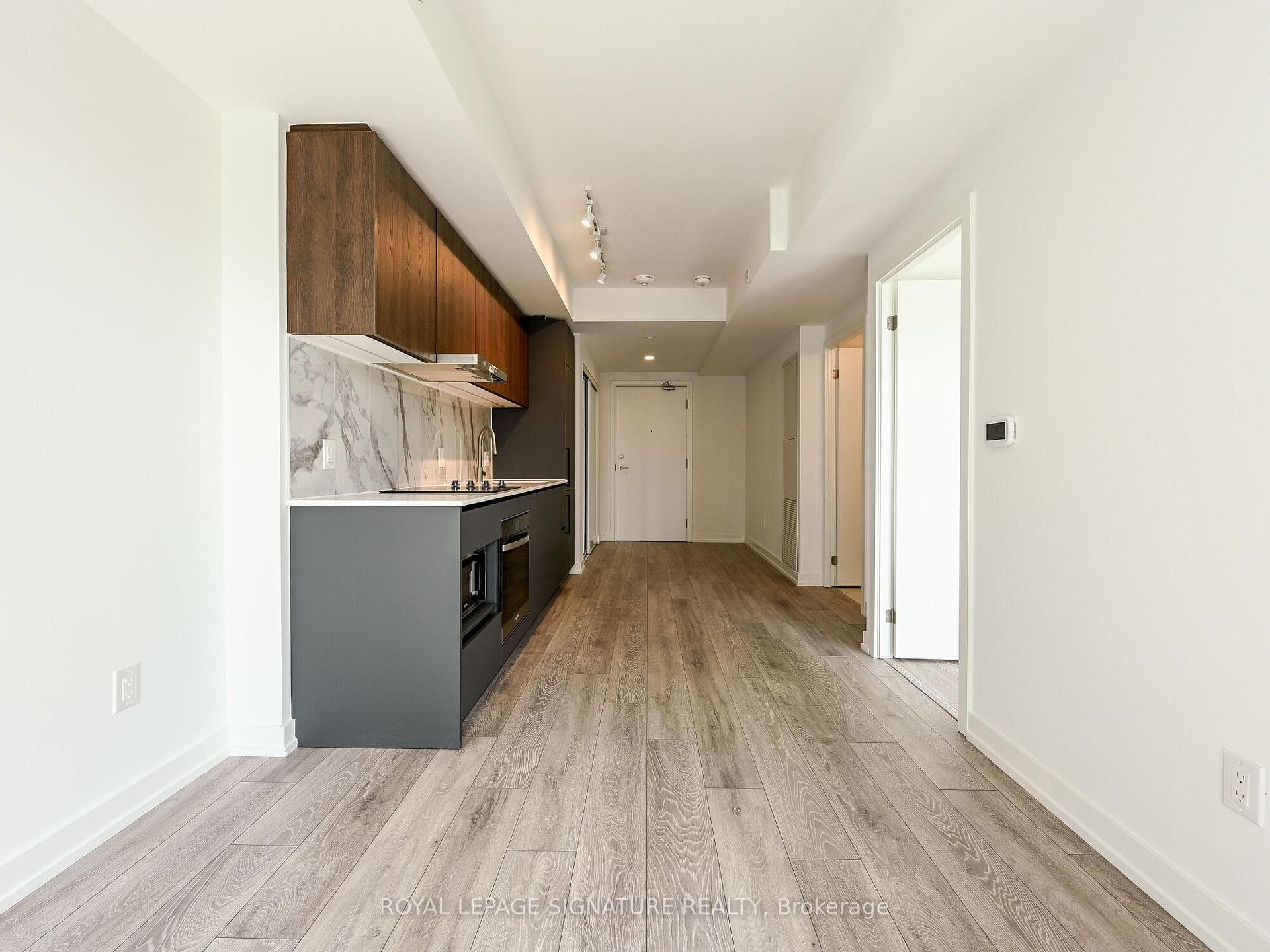 1100 Sheppard Avenue Unit 1032 photo 21