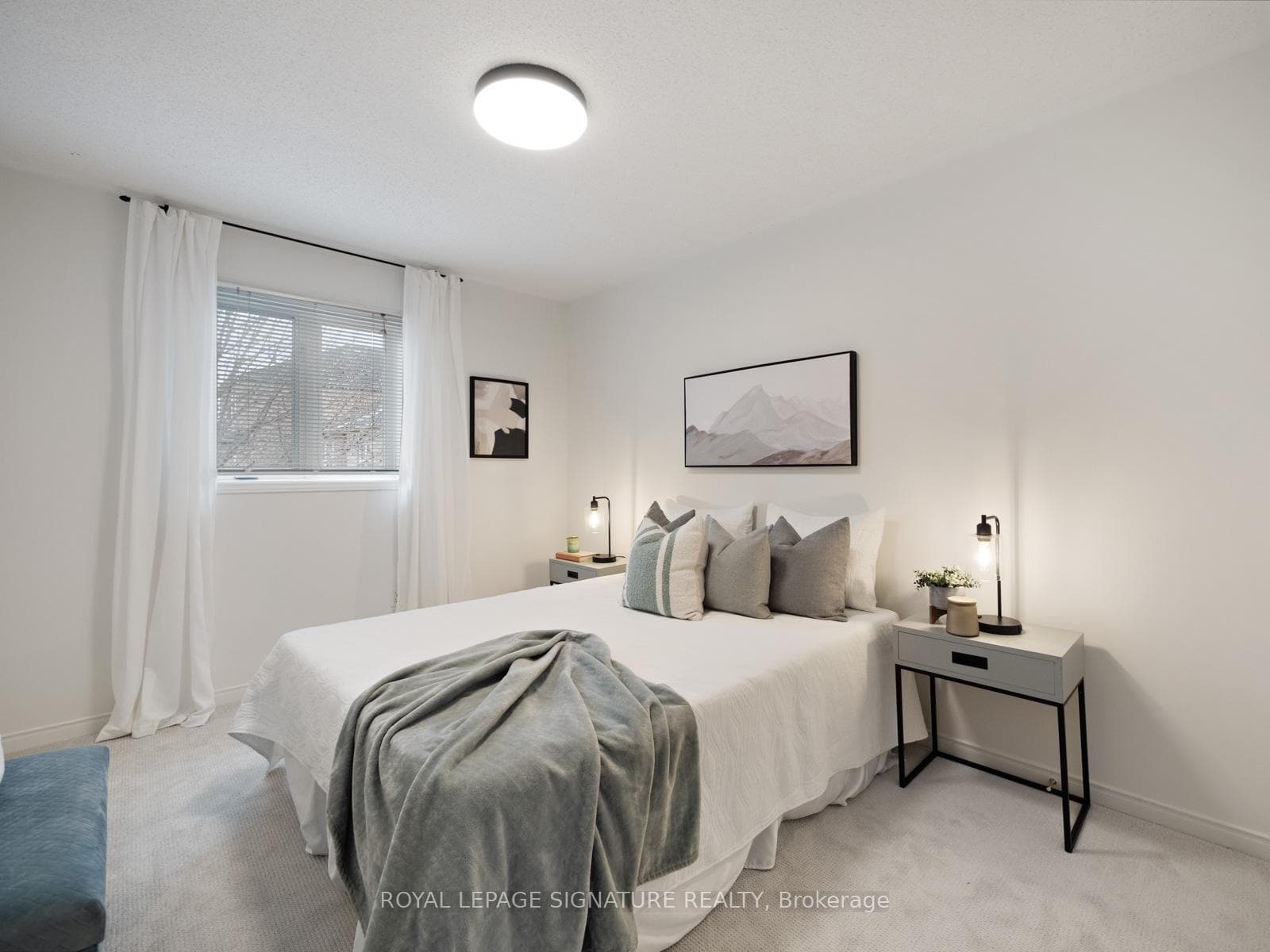 15 Eastport Drive photo 29