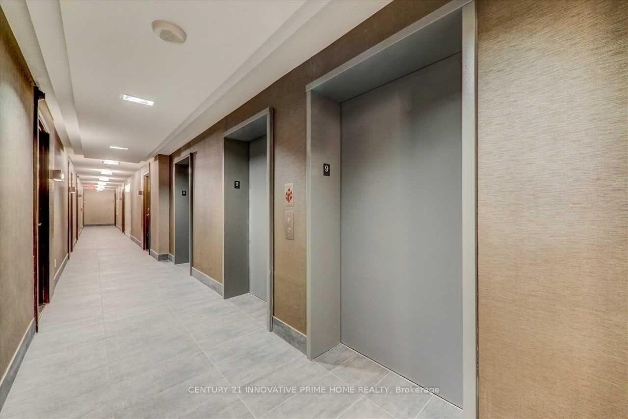 205 Sherway Gardens Road Unit 902 photo 4