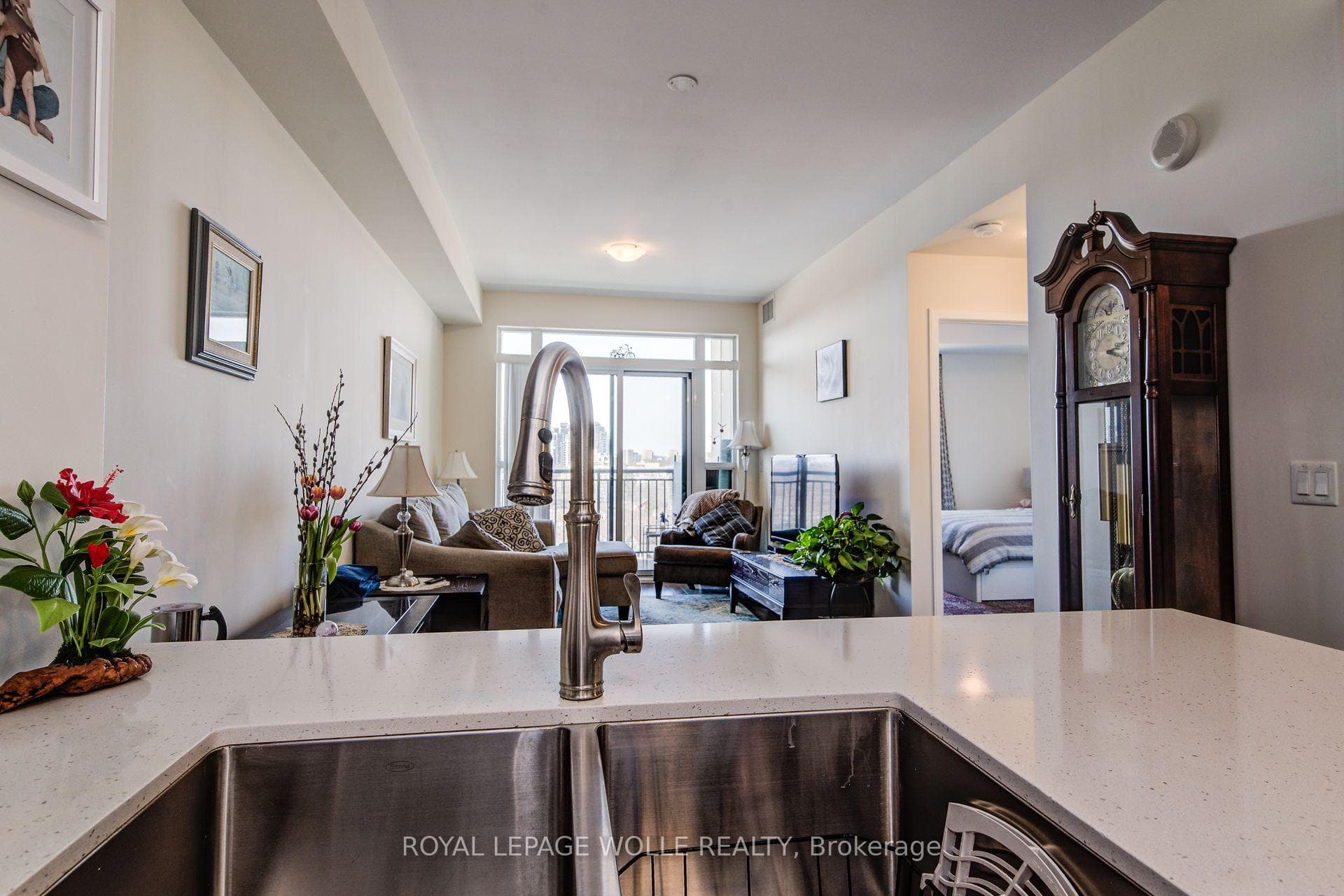 144 Park Street Unit 807 photo 13