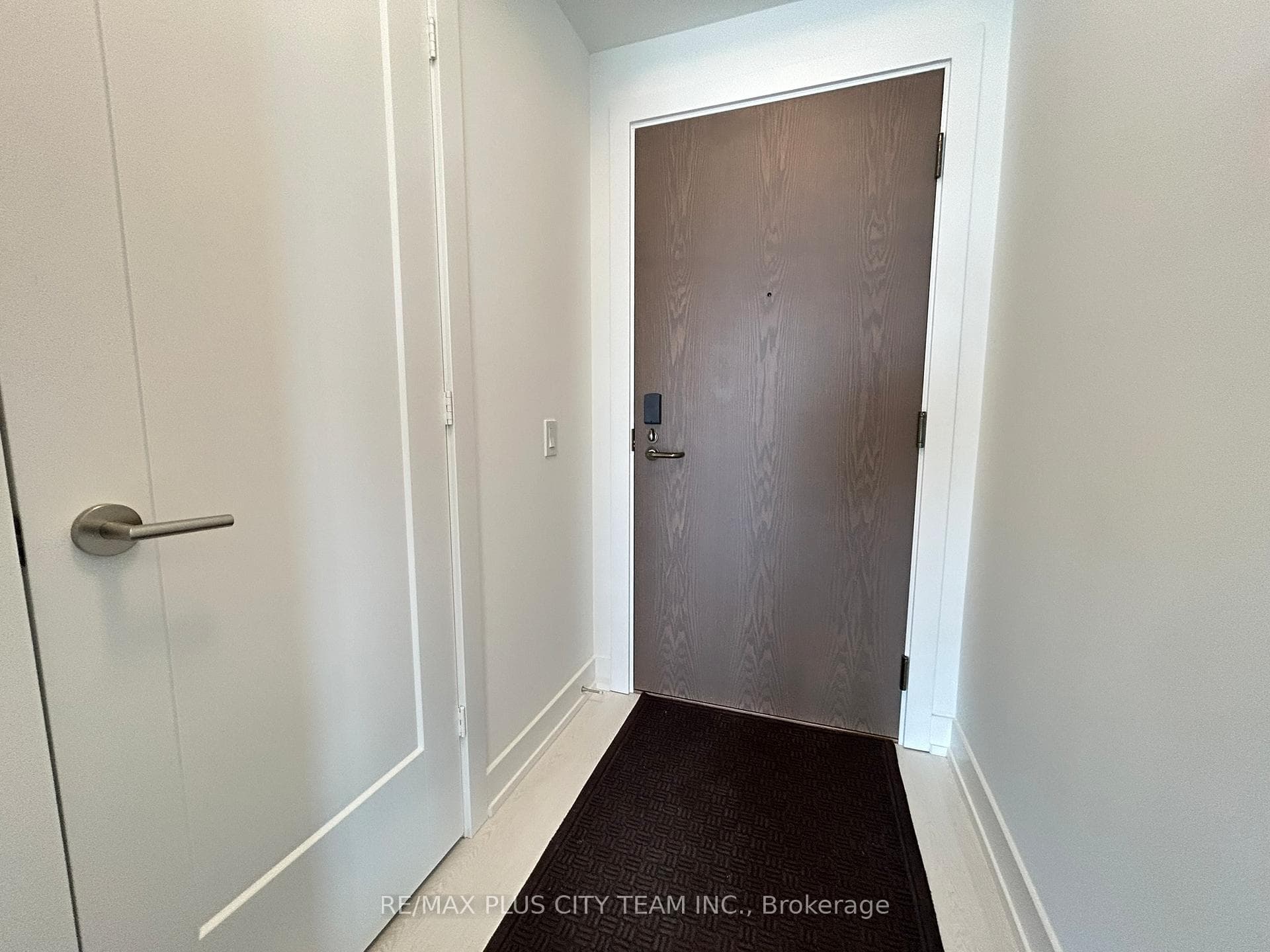 30 Inn On The Park Drive Unit 3807 photo 19