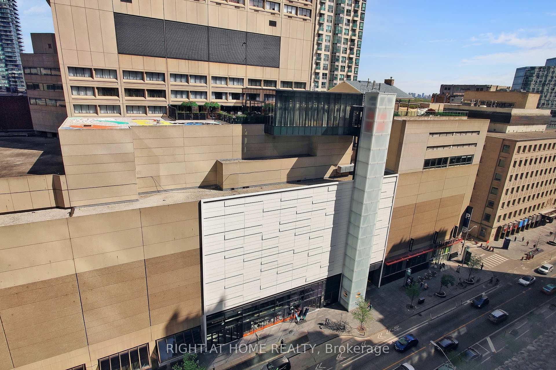 55 Bloor Street Unit 1706 photo 17