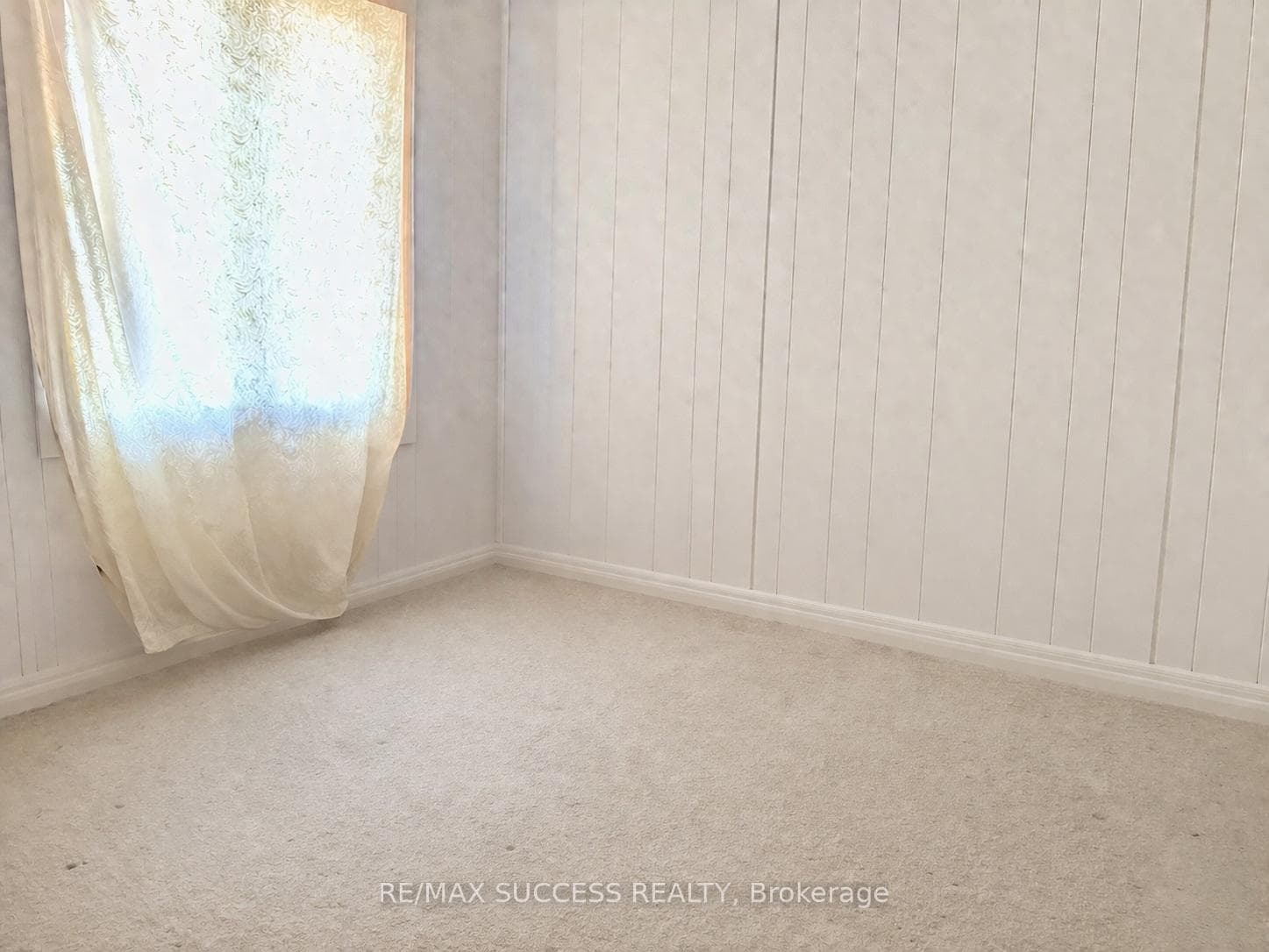 738 MOUNT PLEASANT Road photo 8