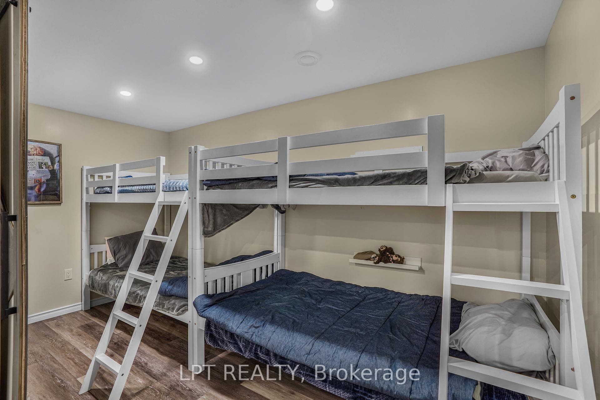 8180 Gibbs Road photo 31