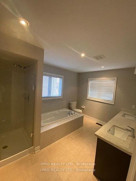 35 Prudham Crescent photo 20