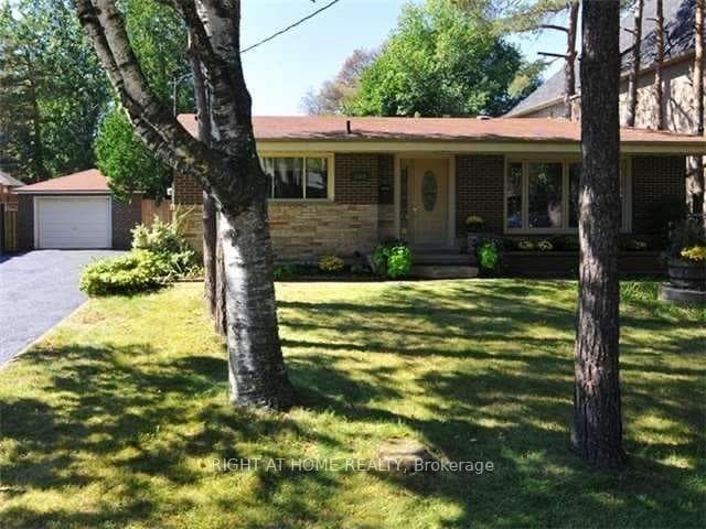 1904 Spruce Hill Road photo 1