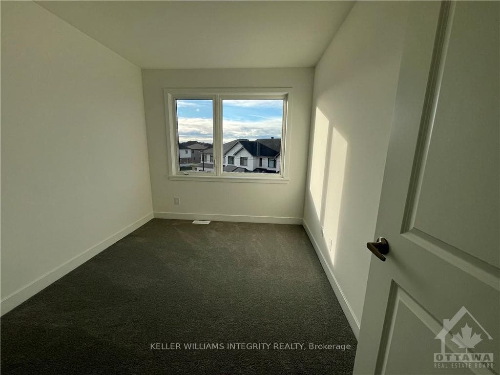 552 TAHOE Heights photo 7