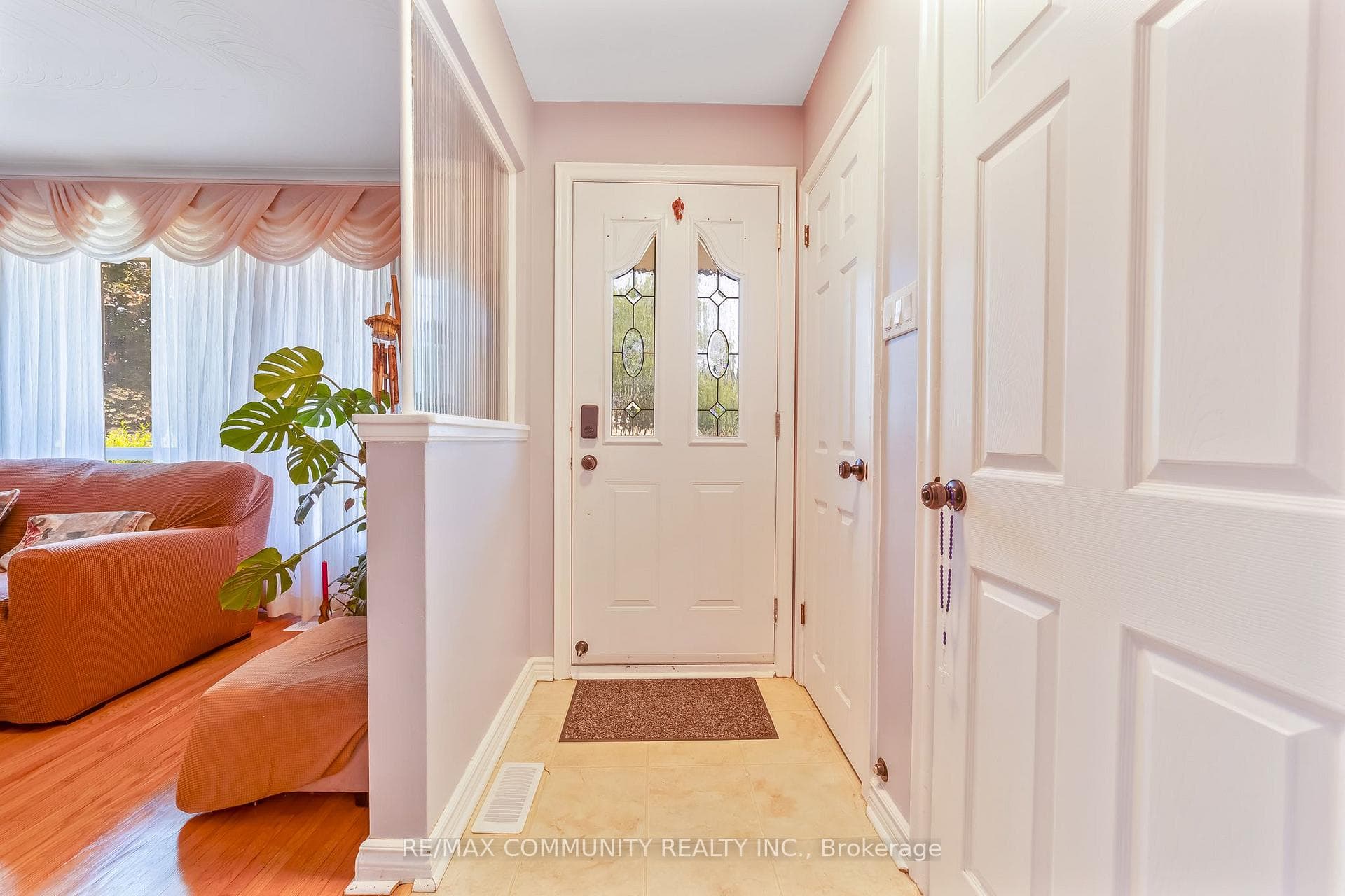 764 Brimley Road photo 6