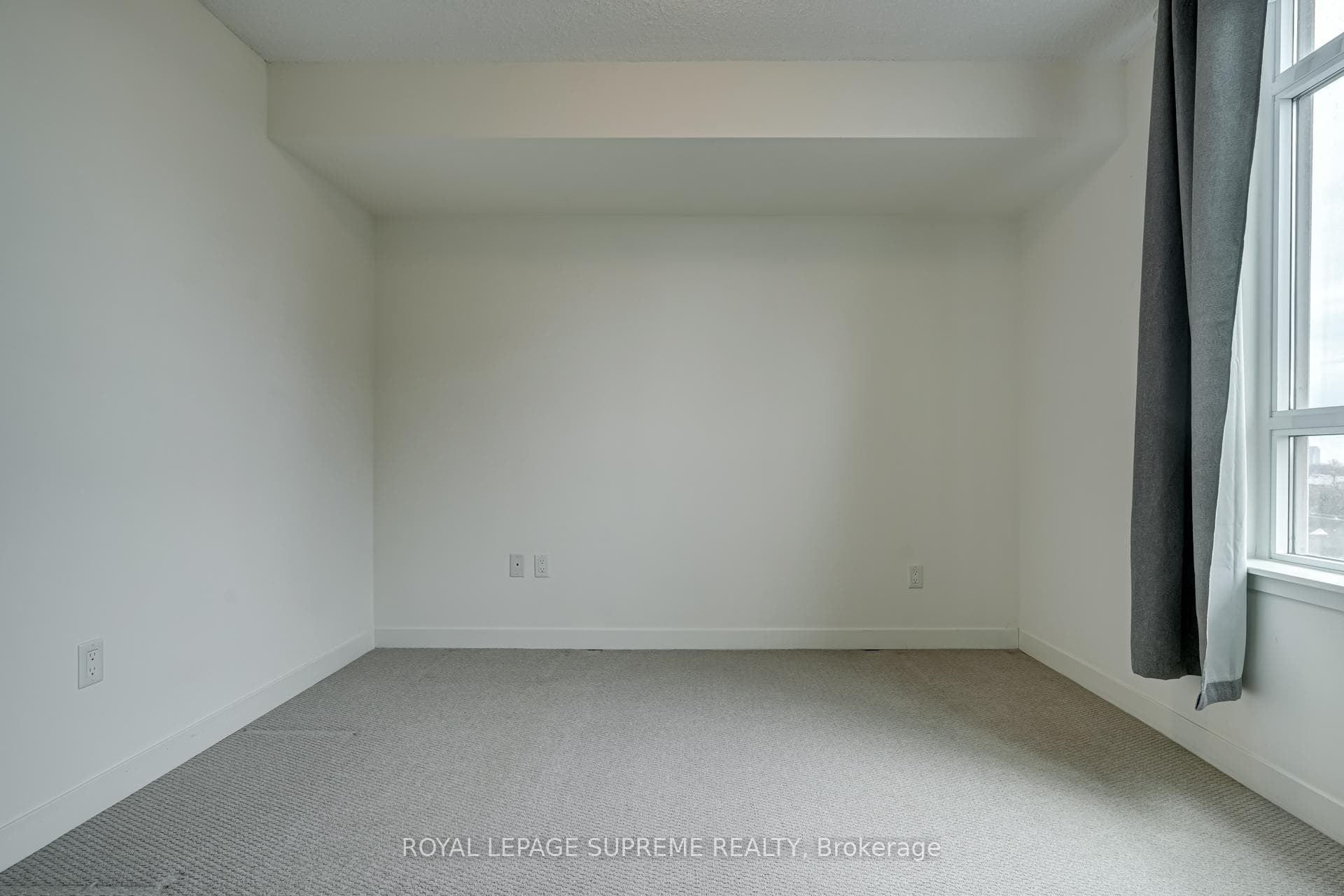 816 Lansdowne Avenue Unit 718 photo 20