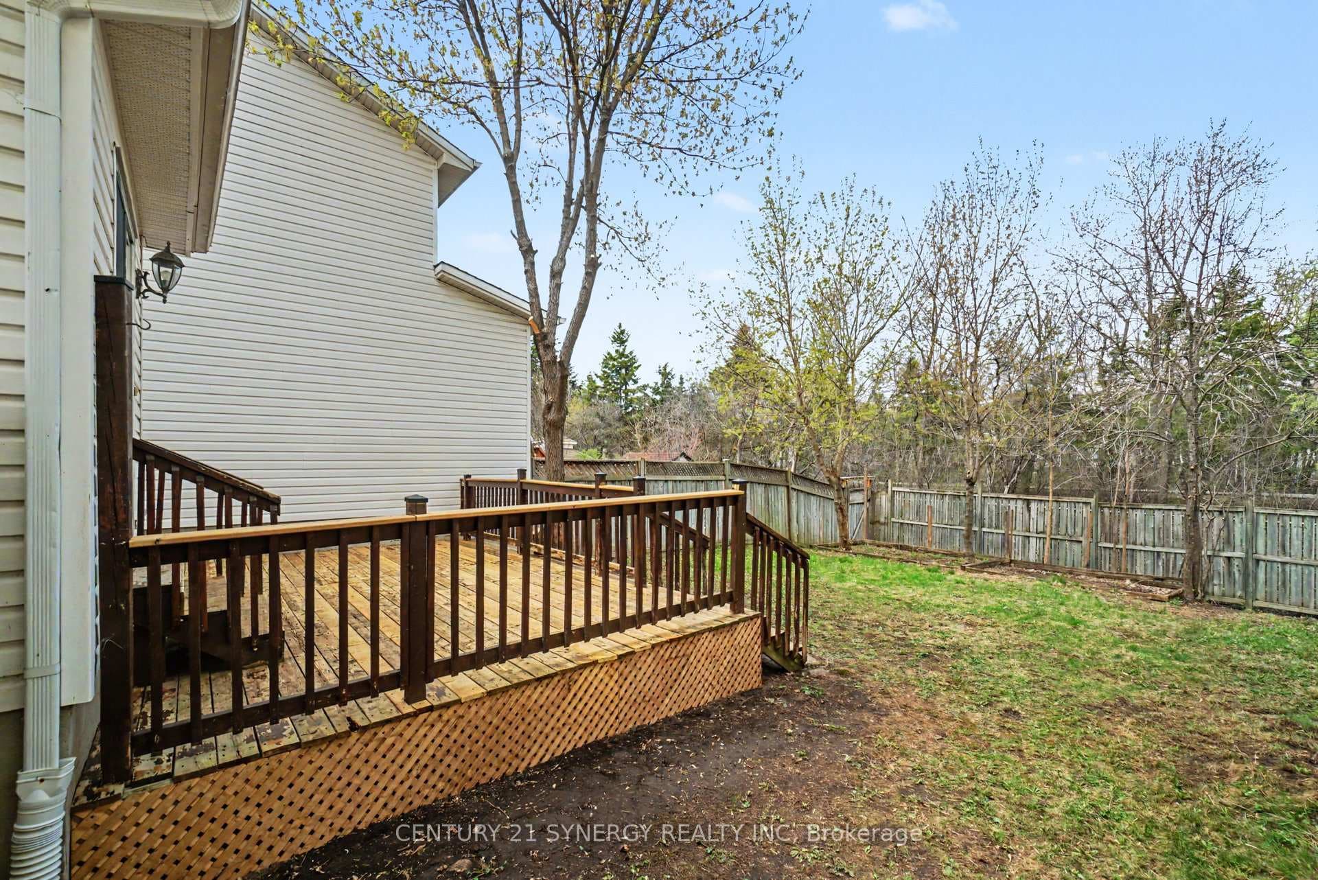 54 Meadowcroft Crescent photo 32