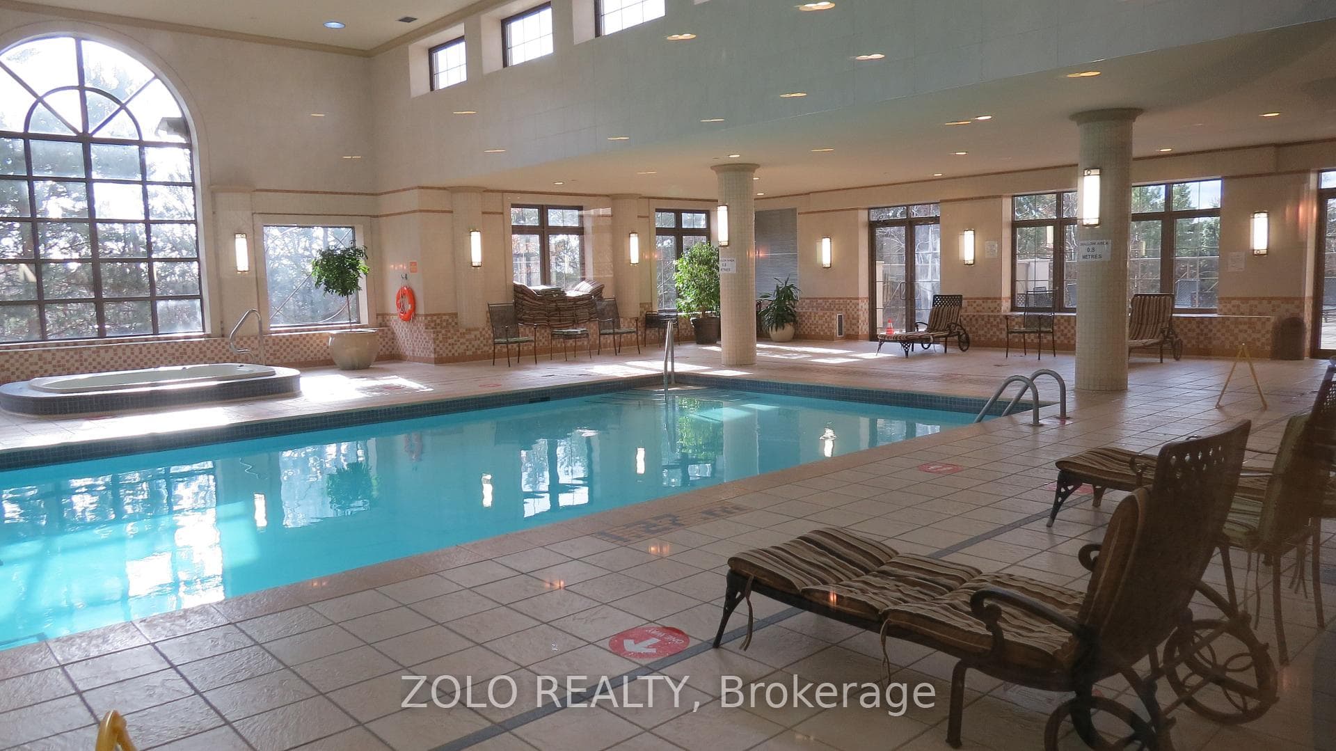 78 Harrison Garden Boulevard Unit 511 photo 25