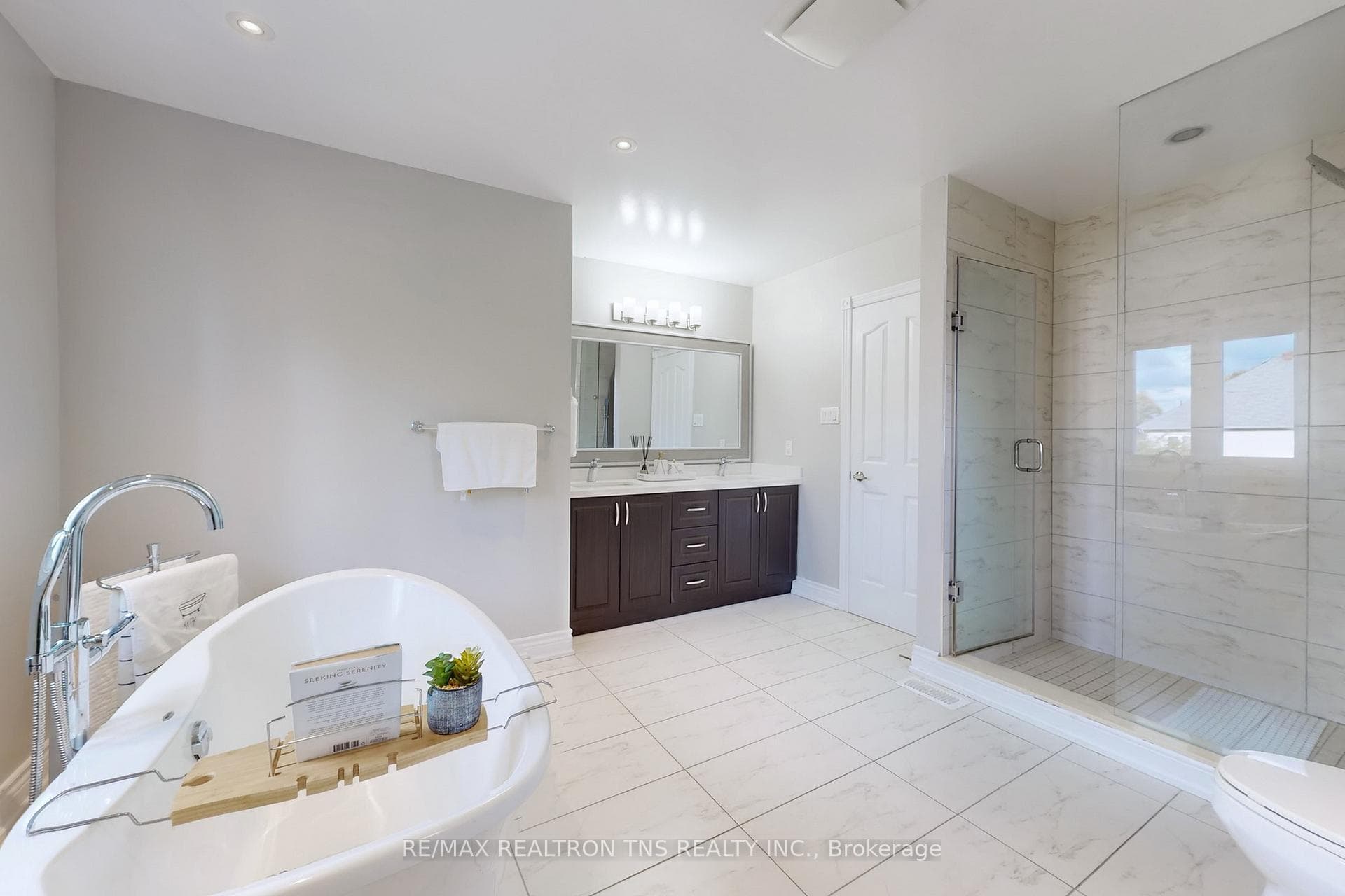 501 Palmer Avenue photo 29