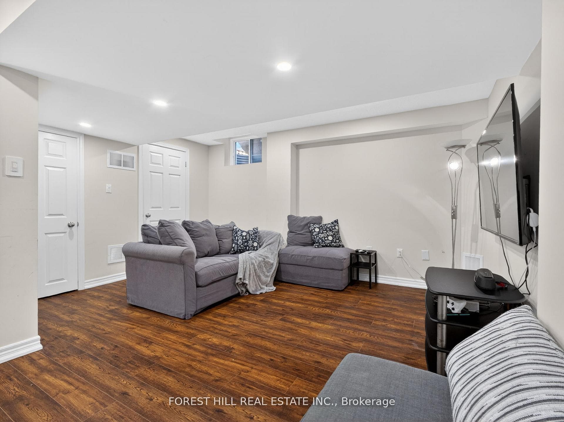 41 Pavlova Crescent photo 28