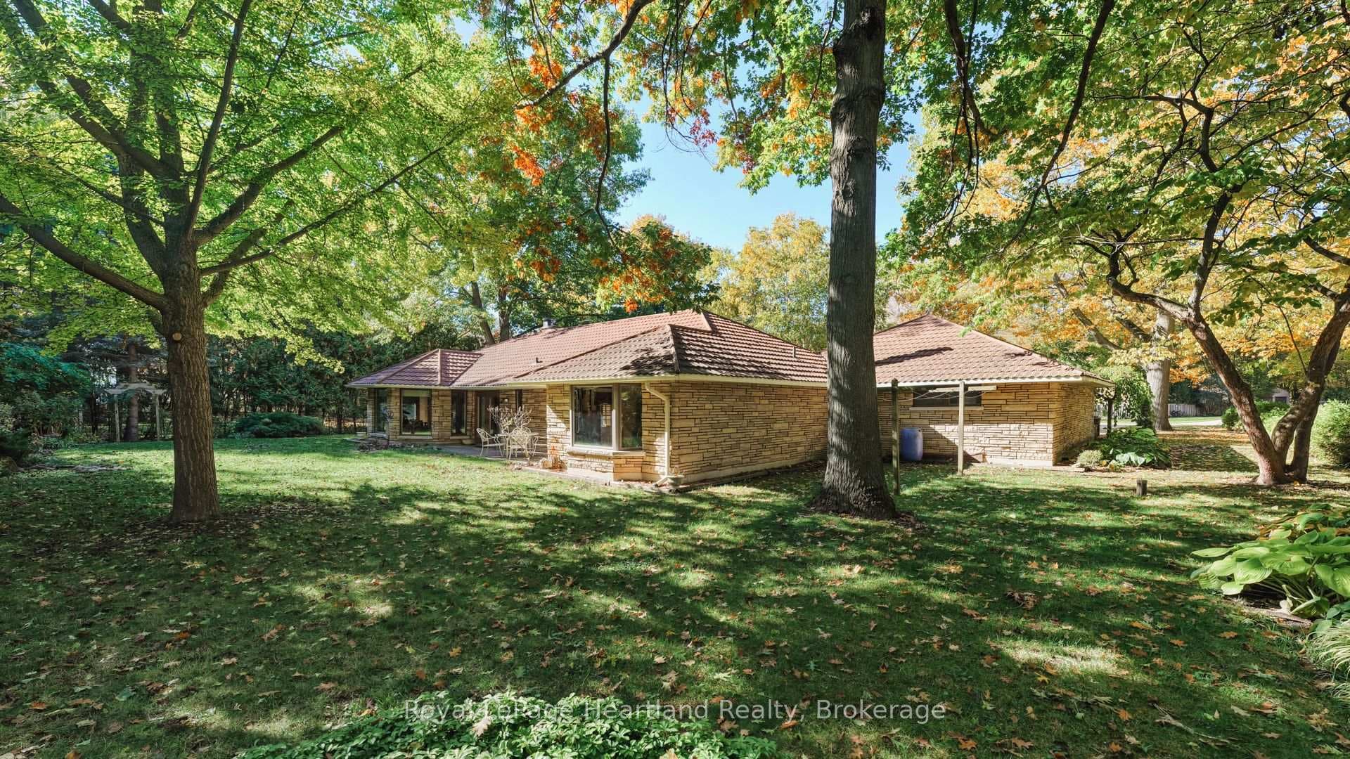 81364 Champlain Boulevard photo 3