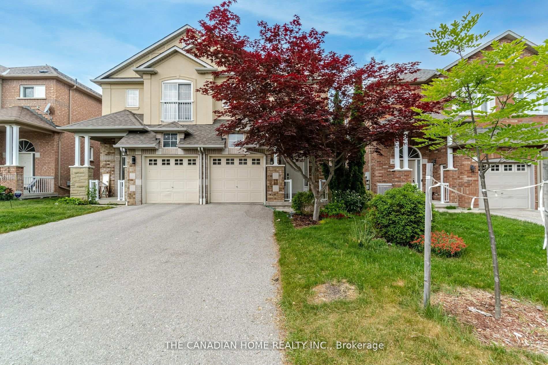 10 Dreamcrest Court photo 2
