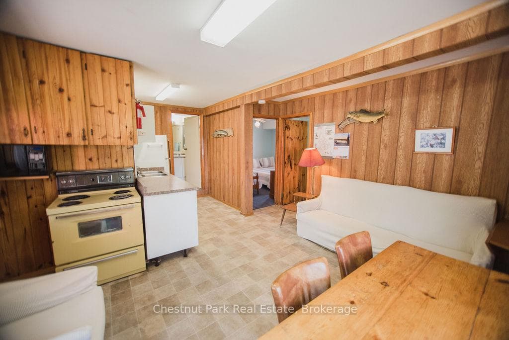 Suite main floor motel