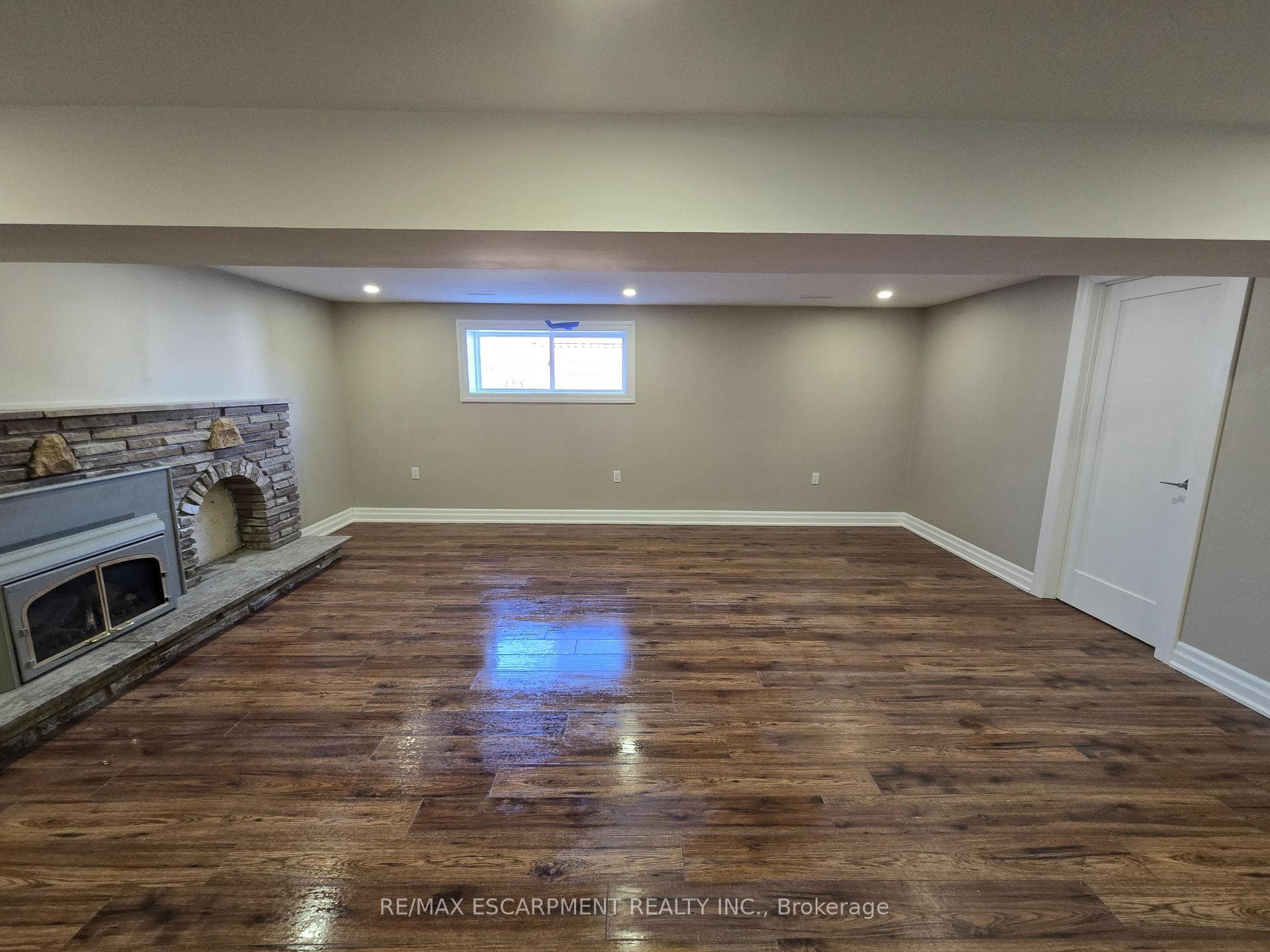 60 Nugent Drive photo 10