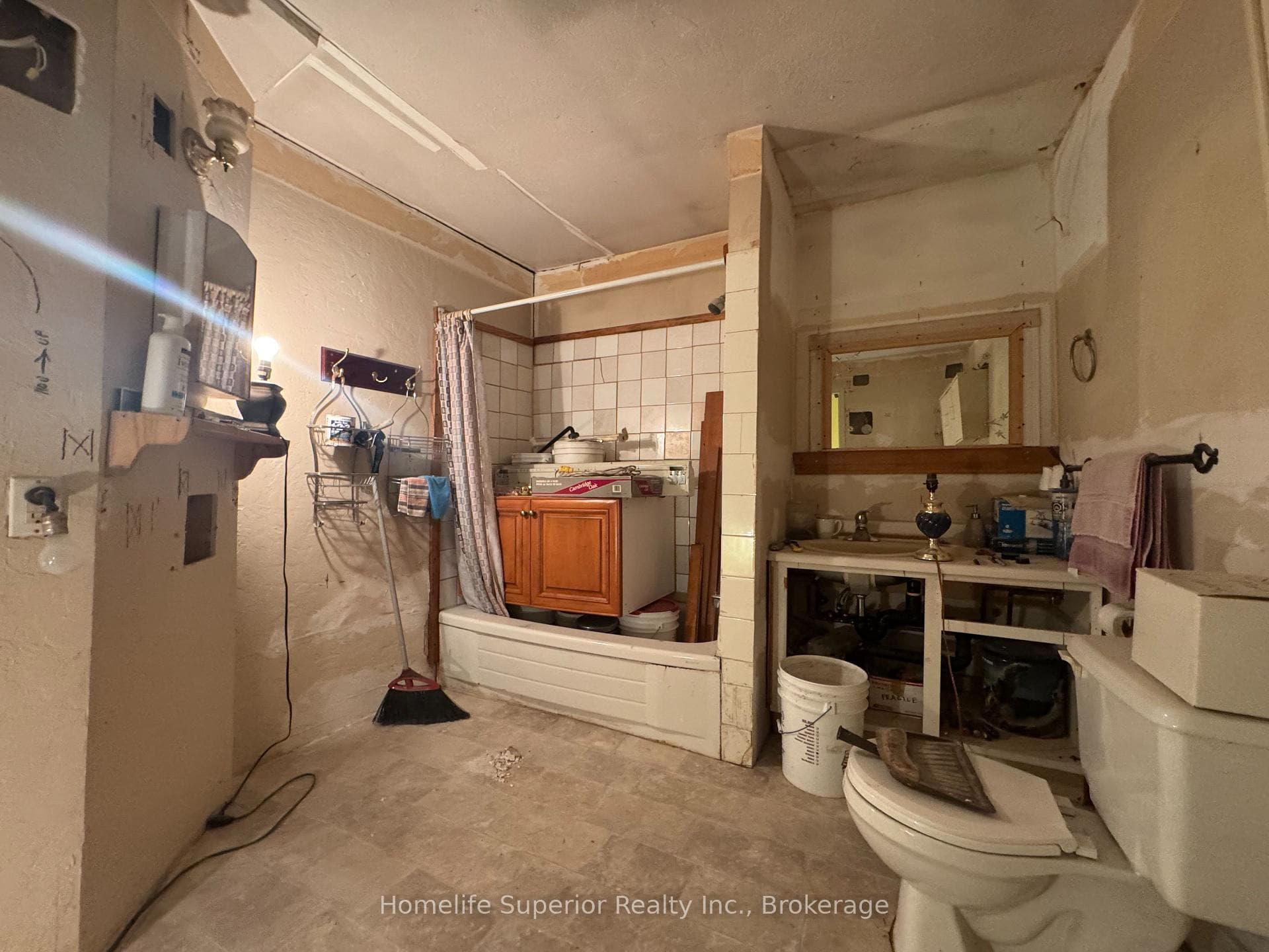 975 Cleveland Road photo 10