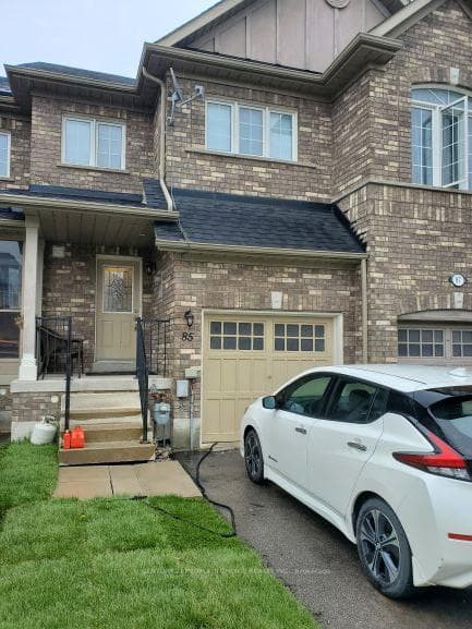 85 Heritage Hollow Estate Street photo 2