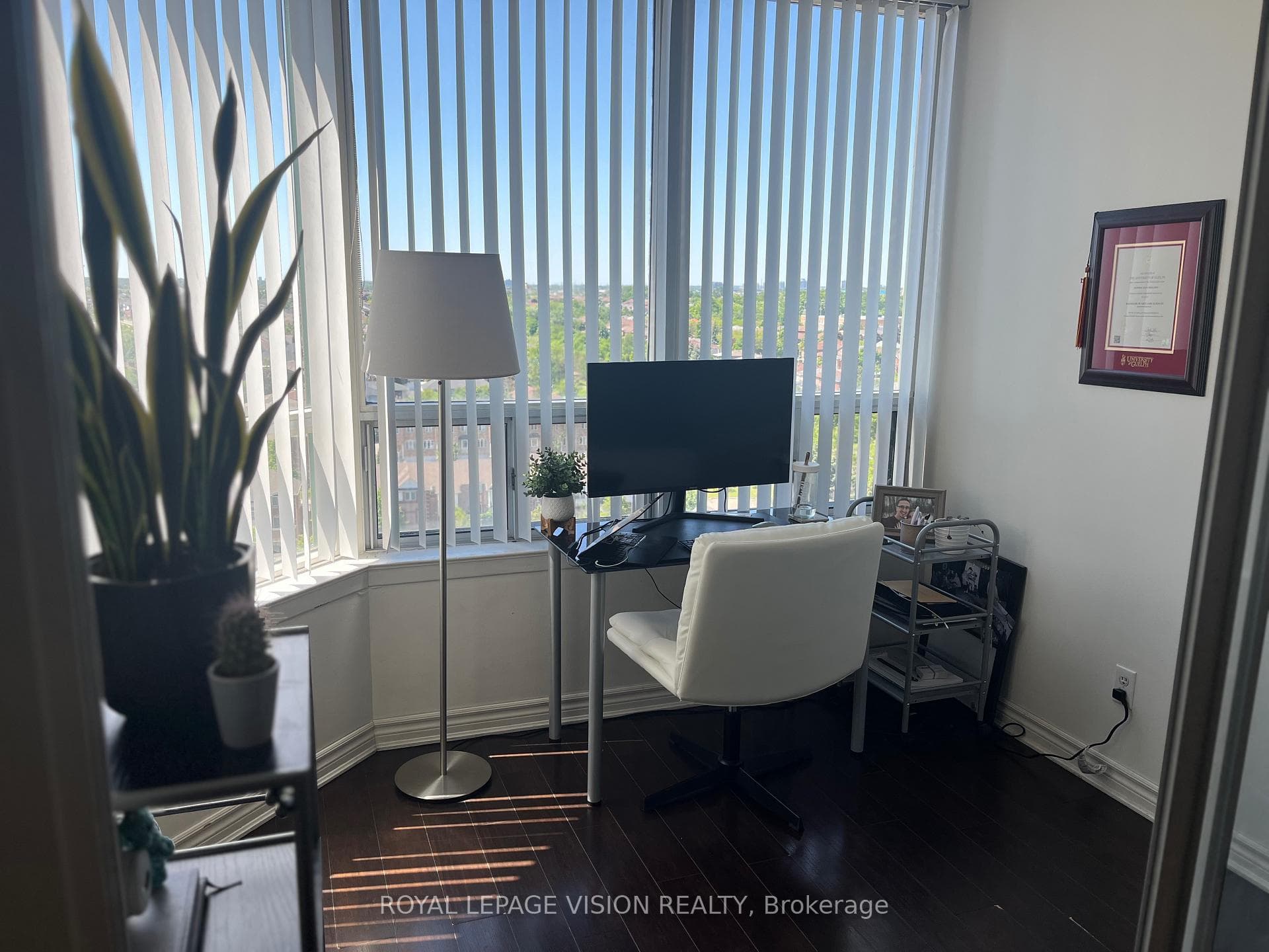 135 Hillcrest Avenue Unit 1405 photo 16