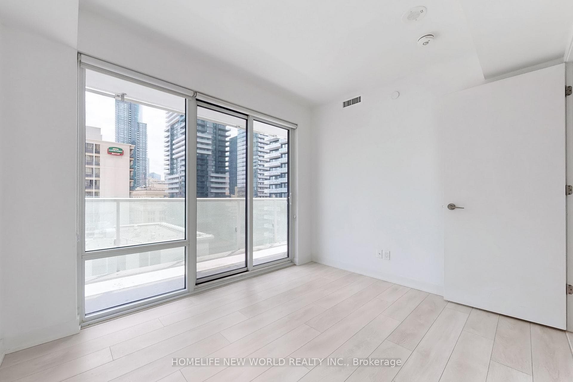 501 Yonge Street Unit 912 photo 27