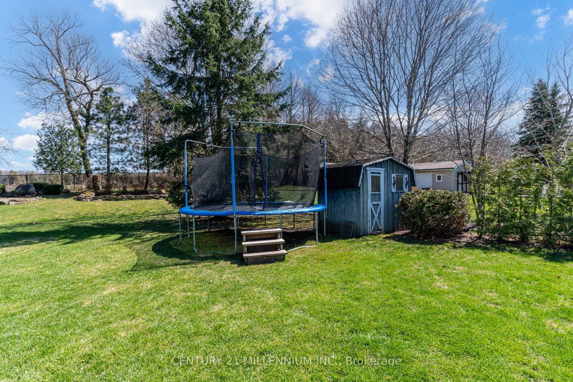45 Mcclellan Road photo 35