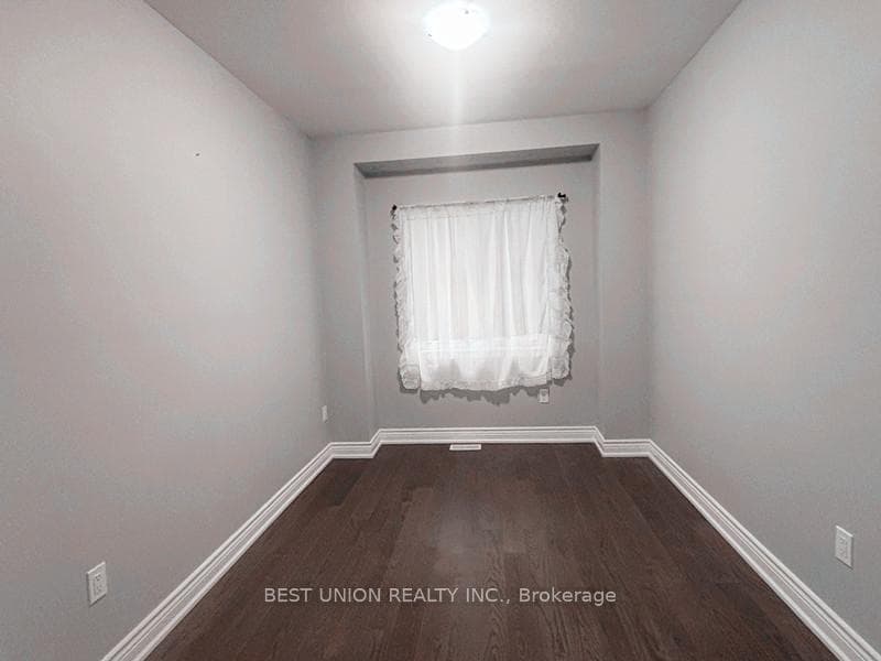 1100 Nugent Court photo 11